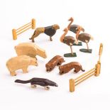 K&#252;nstlerspielzeug: 9 seltene Tiere und 3 Z&#228;une