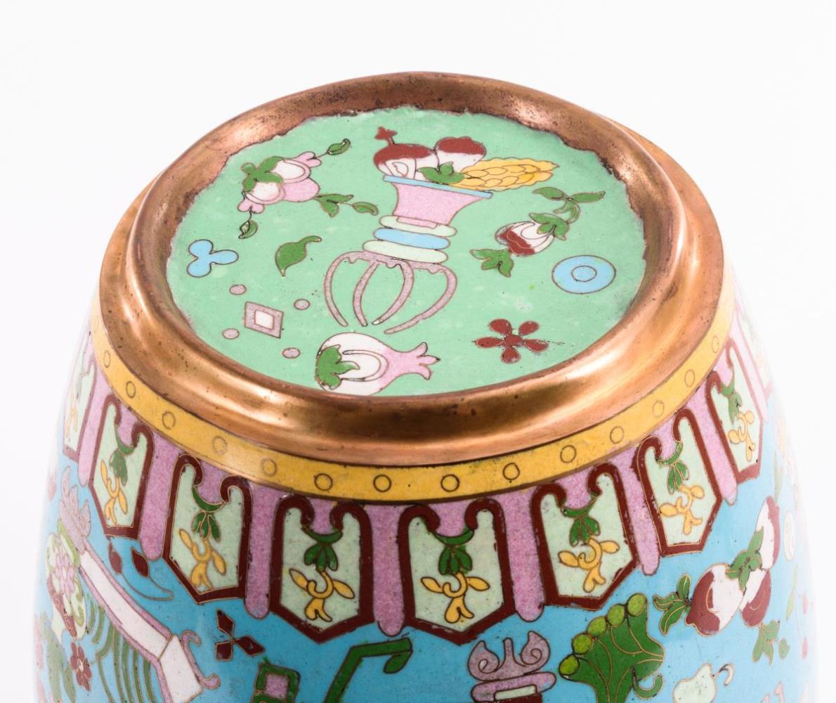 Cloisonn&#233; Deckelvase - Image 2 of 2