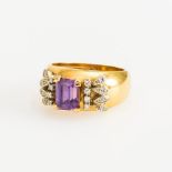 Ring mit Amethyst und Diamanten