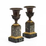 Paar Vasen-Beisteller im Empire-Stil