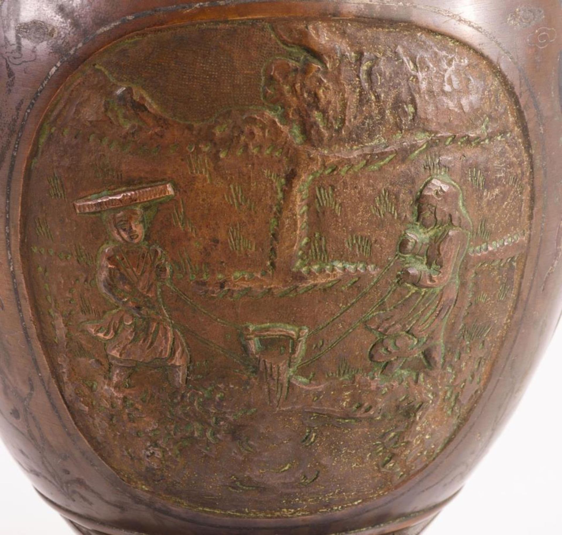 Bronzevase mit Reisanbau-Motiven - Image 2 of 4