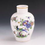Vase mit Kakiemonmalerei
