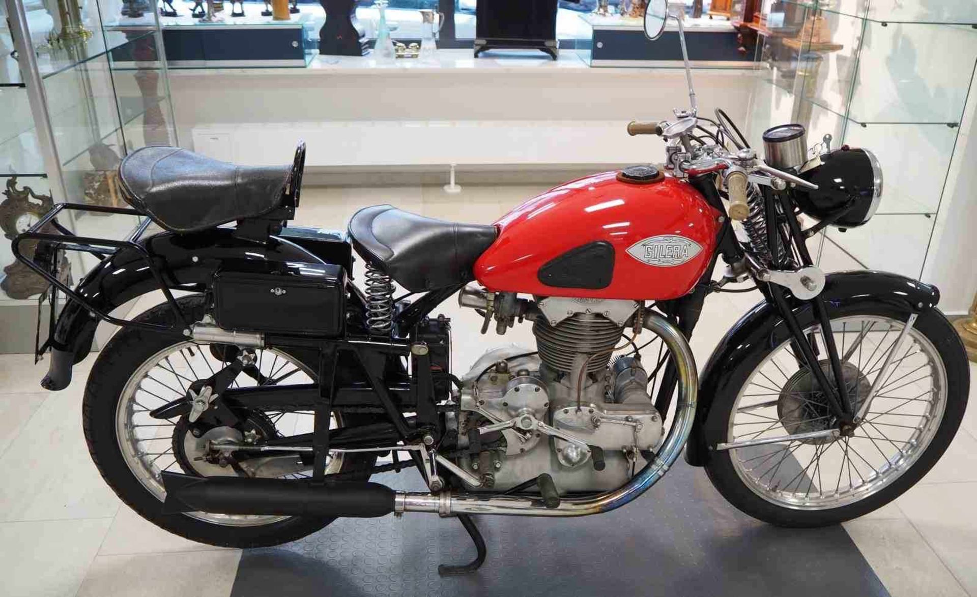 Gilera Saturno Turismo 1946Motorrad ist laut Angaben fahrbereit und weist keine technischen - Bild 3 aus 14