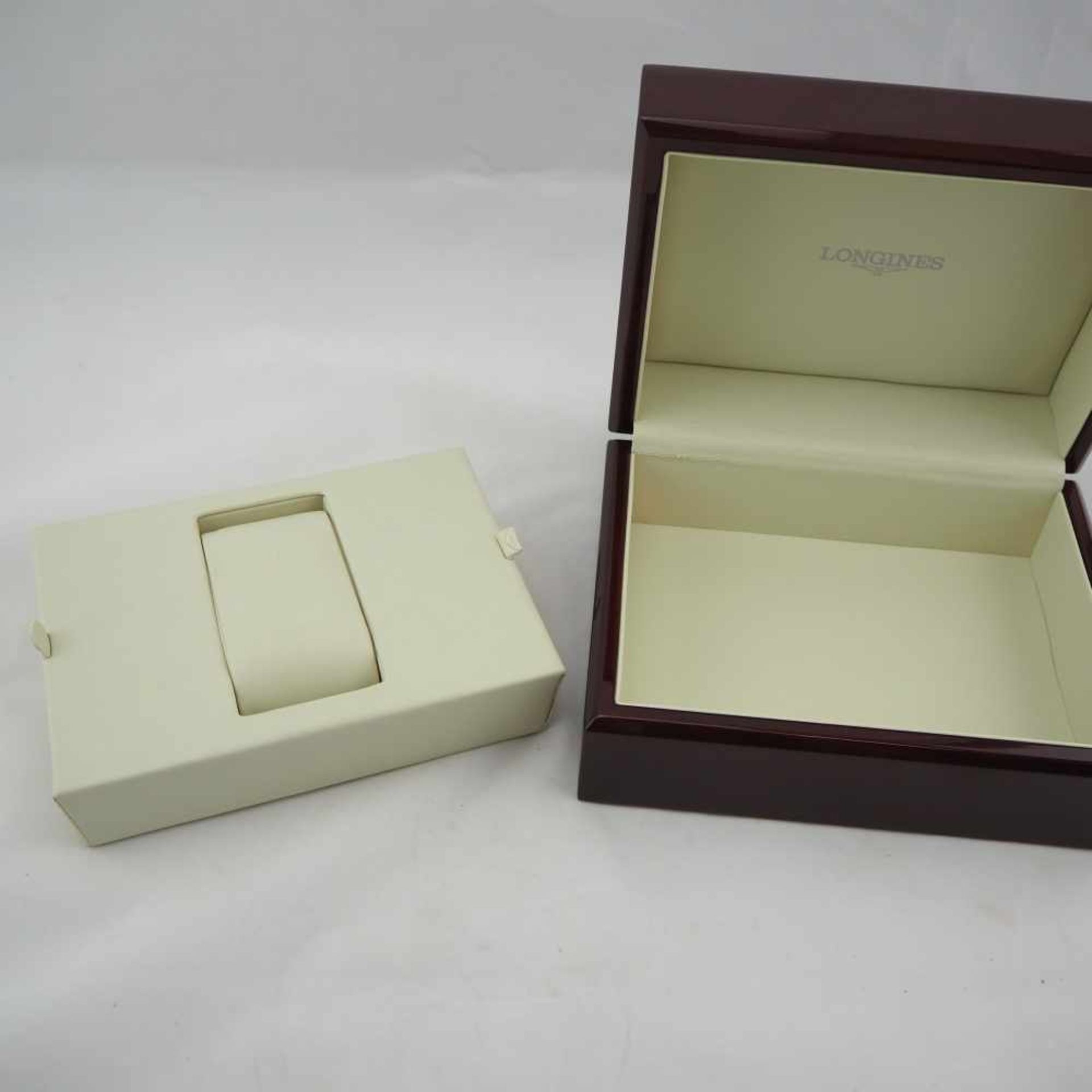 Uhrenbox "Longines", 70er JahreOriginal Box für Longines Herrenarmband-Uhr, in hochwertiger - Bild 3 aus 4