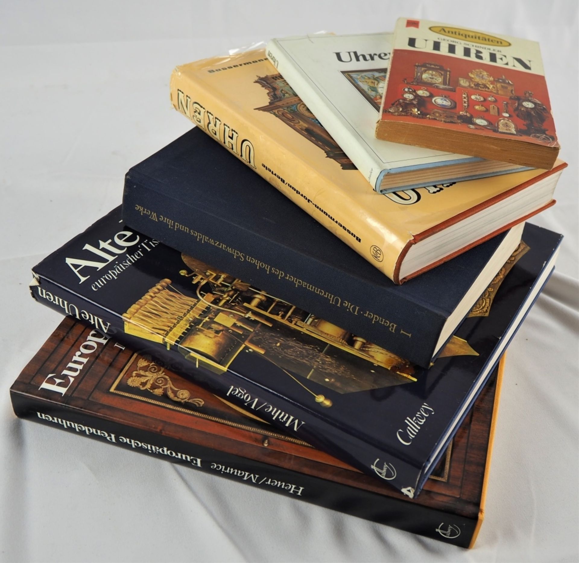 Konvolut Bücher zum Thema Uhren, 6 Stückwichtige Literatur für den Sammler und Liebhaber