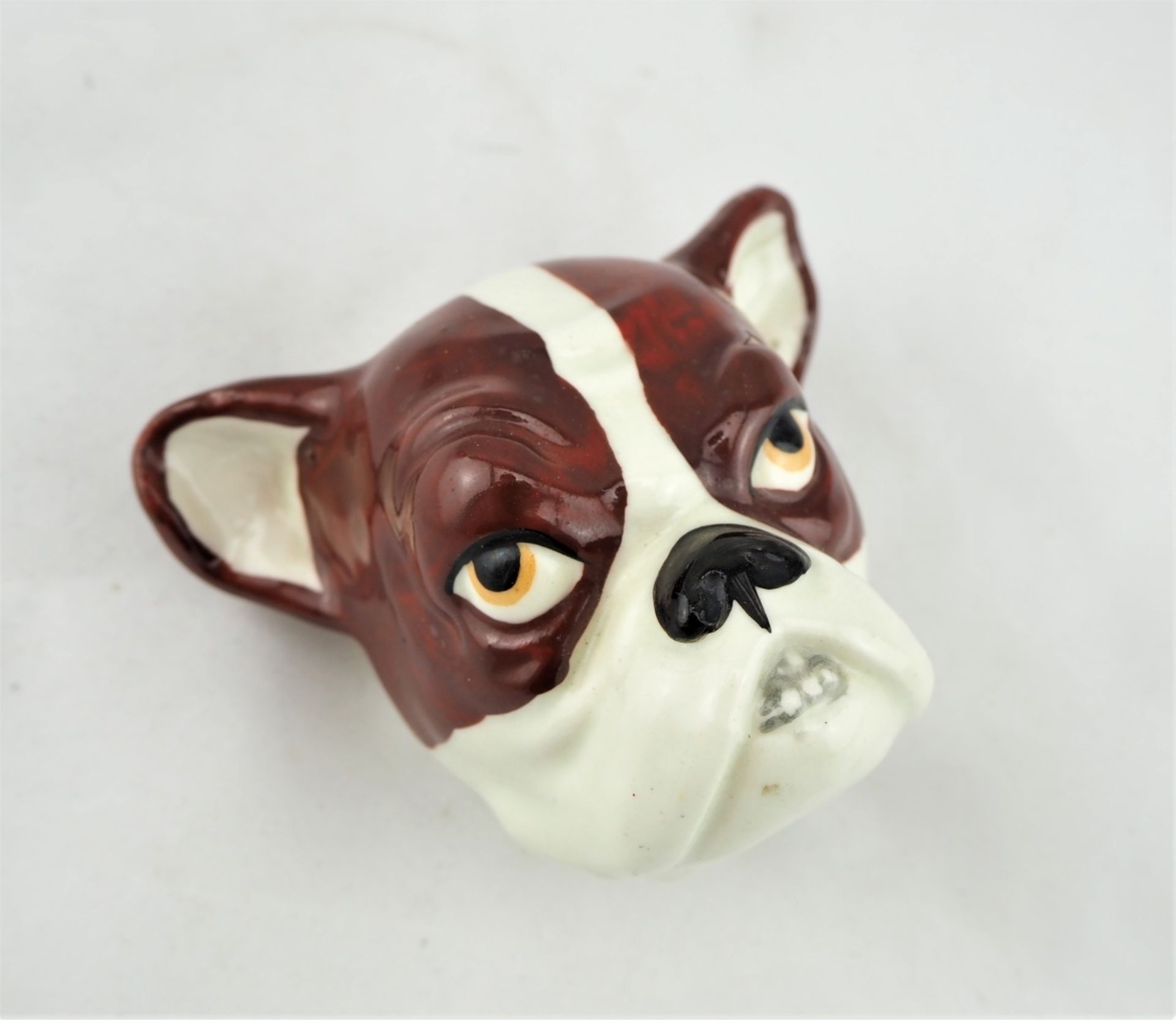 Bulldoggenkopf, wohl JapanUnterglasurbemalung in dunkelrot, rückseitig mit wohl japanisc - Image 2 of 3