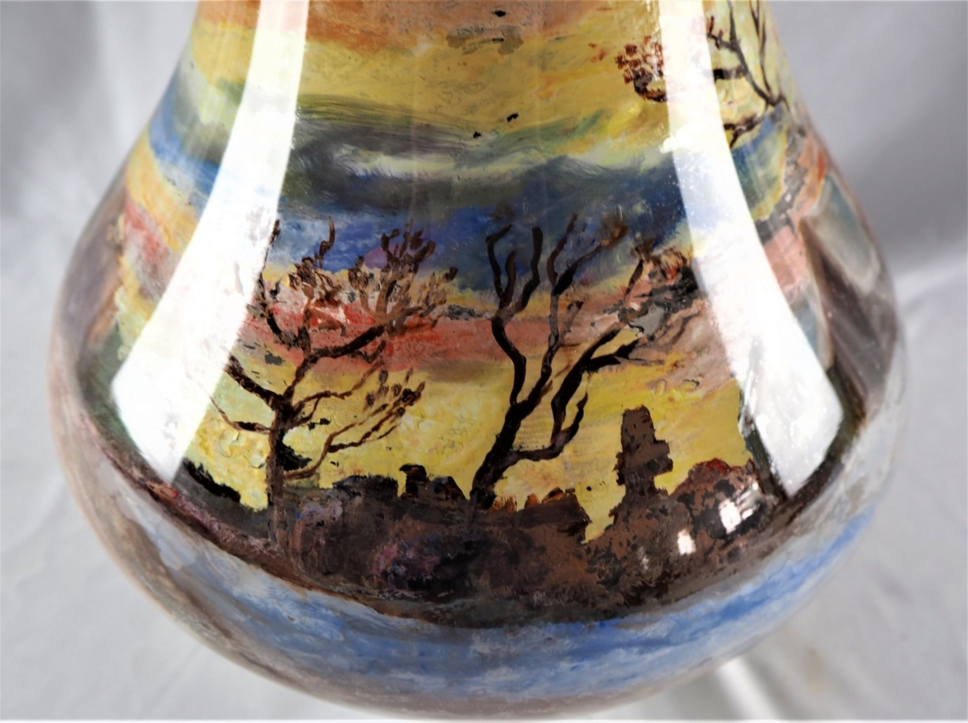 Große Vase bemaltaus durchsichtigem Glas, mit Innenbemalung Landschaft (kaltbemalt), sta - Bild 4 aus 5