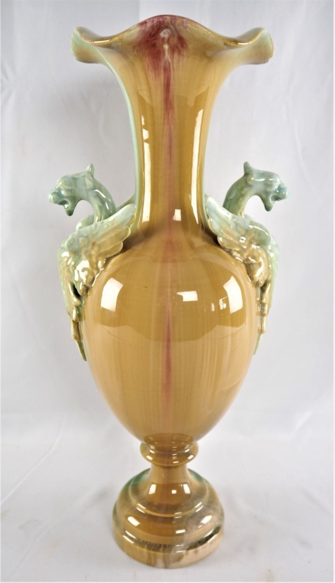 Große Vase 30er JahreKeramik, farbig glasiert, Cuppa-förmig mit gewelltem Hals, Handhabe