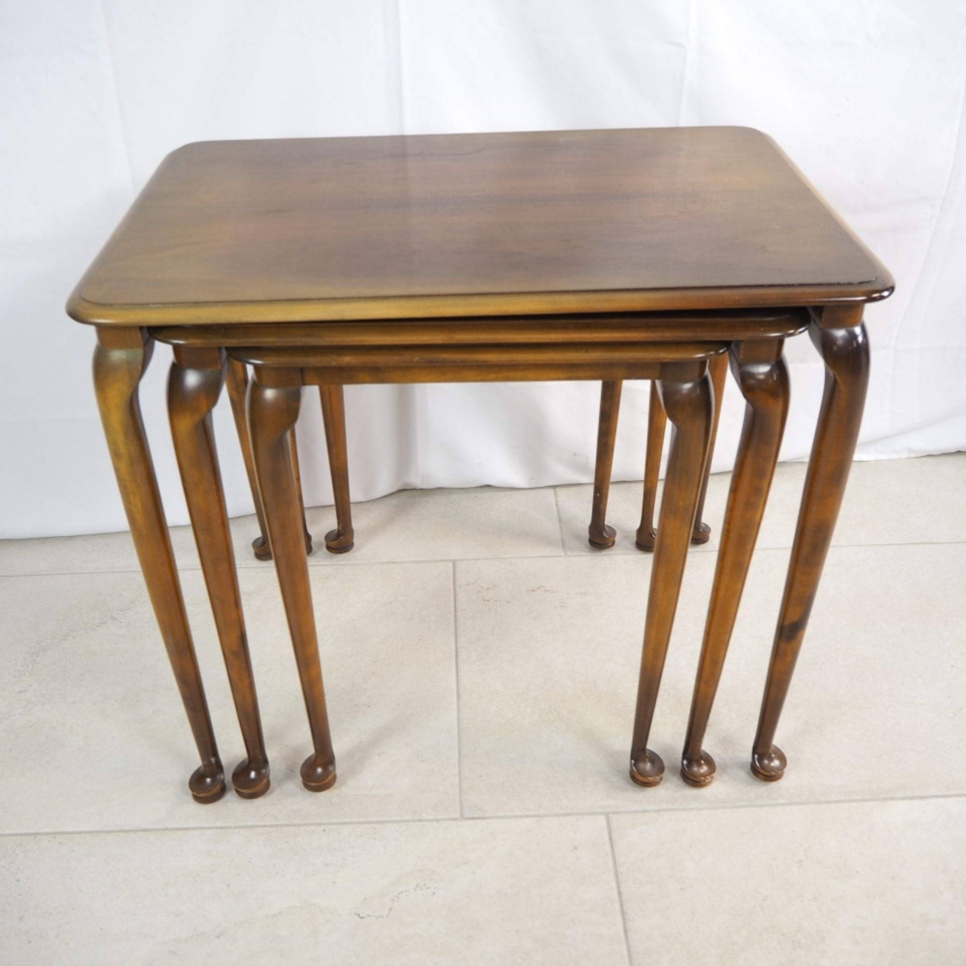 Tischchen, 3er Satz, 50er Jahreaus Buchenholz gefertigt, teils Nussbaum furniert, 3er Sa - Bild 3 aus 3