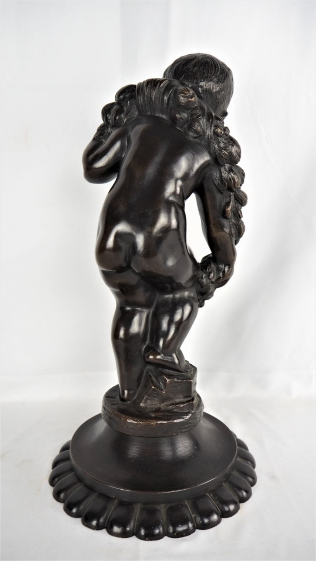 Schwerer Lampenfuß, Bronze mit Putto, wohl Frankreich um 1900.runder Stand, darauf große - Bild 3 aus 6