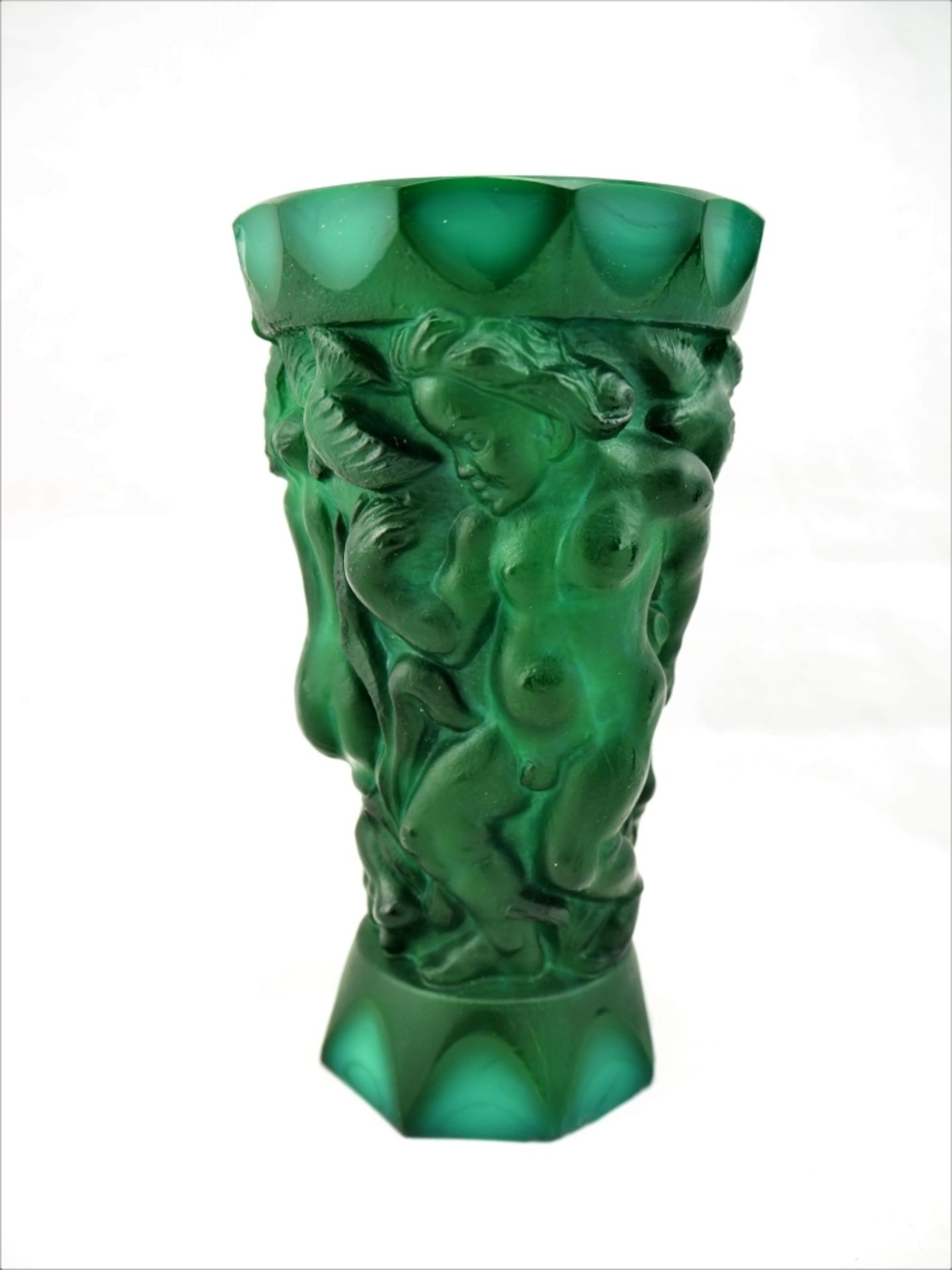 Paar Glasvasen, 20er JahreSehr dickes Malachit-Pressglas, dunkelgrün, ringsum mit Putti, - Bild 2 aus 2