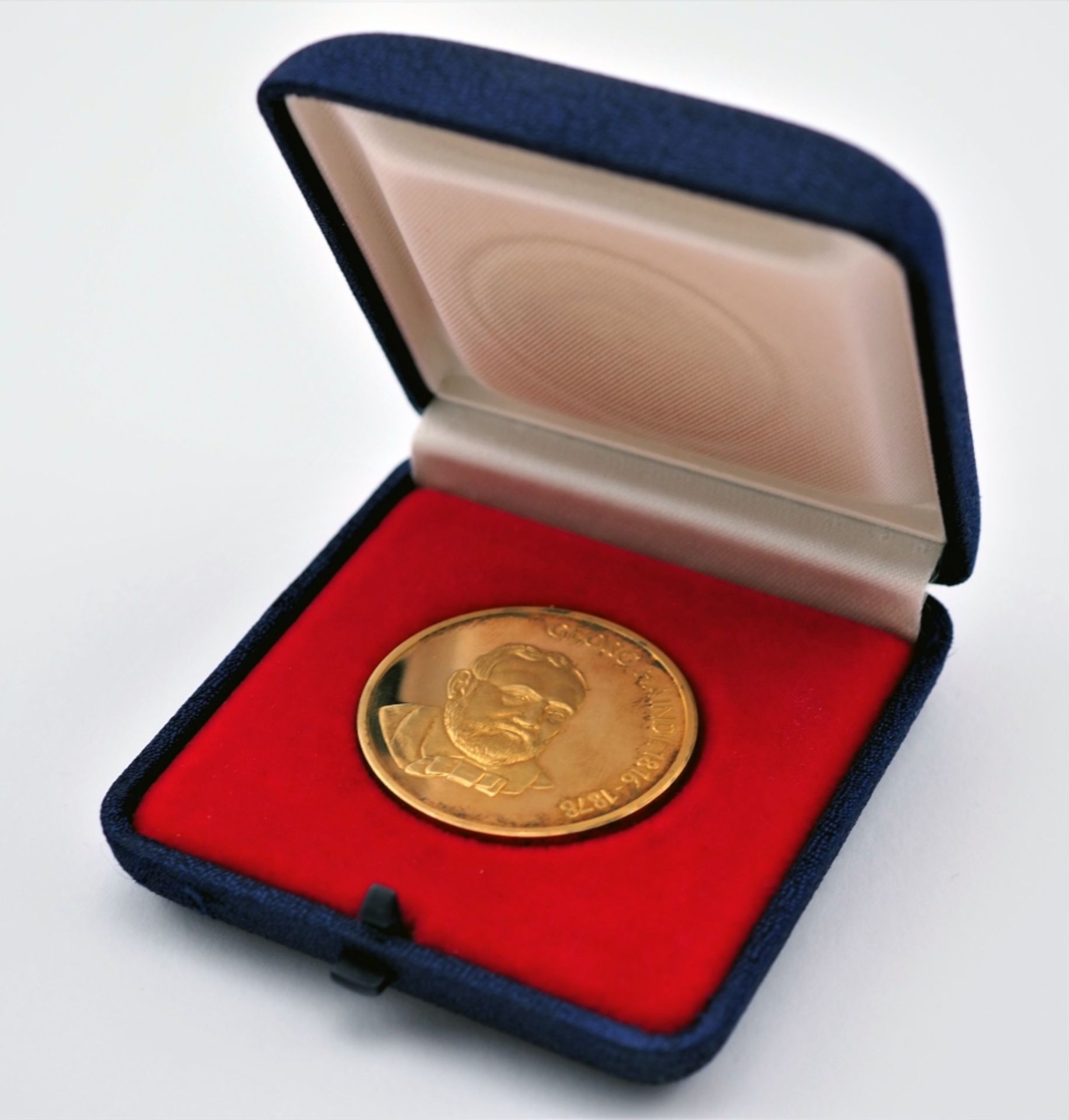 Silber (vergoldet) Jubiläums-Medaille 1974 im Etui - 125 jährige Jubiläum der H - Image 3 of 3