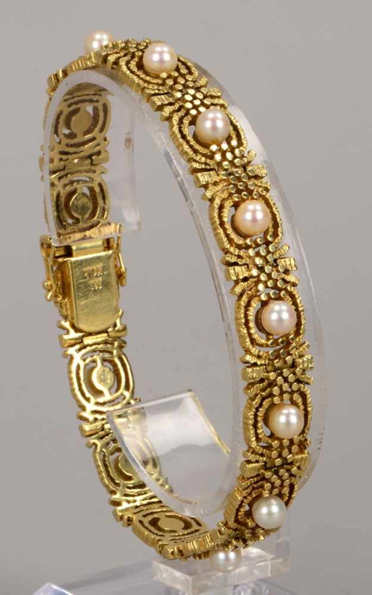 Armband, 585 GG, mit Perlenbesatz, mit Kastenschließe/Schließe mit doppelter Sicherheitsacht;