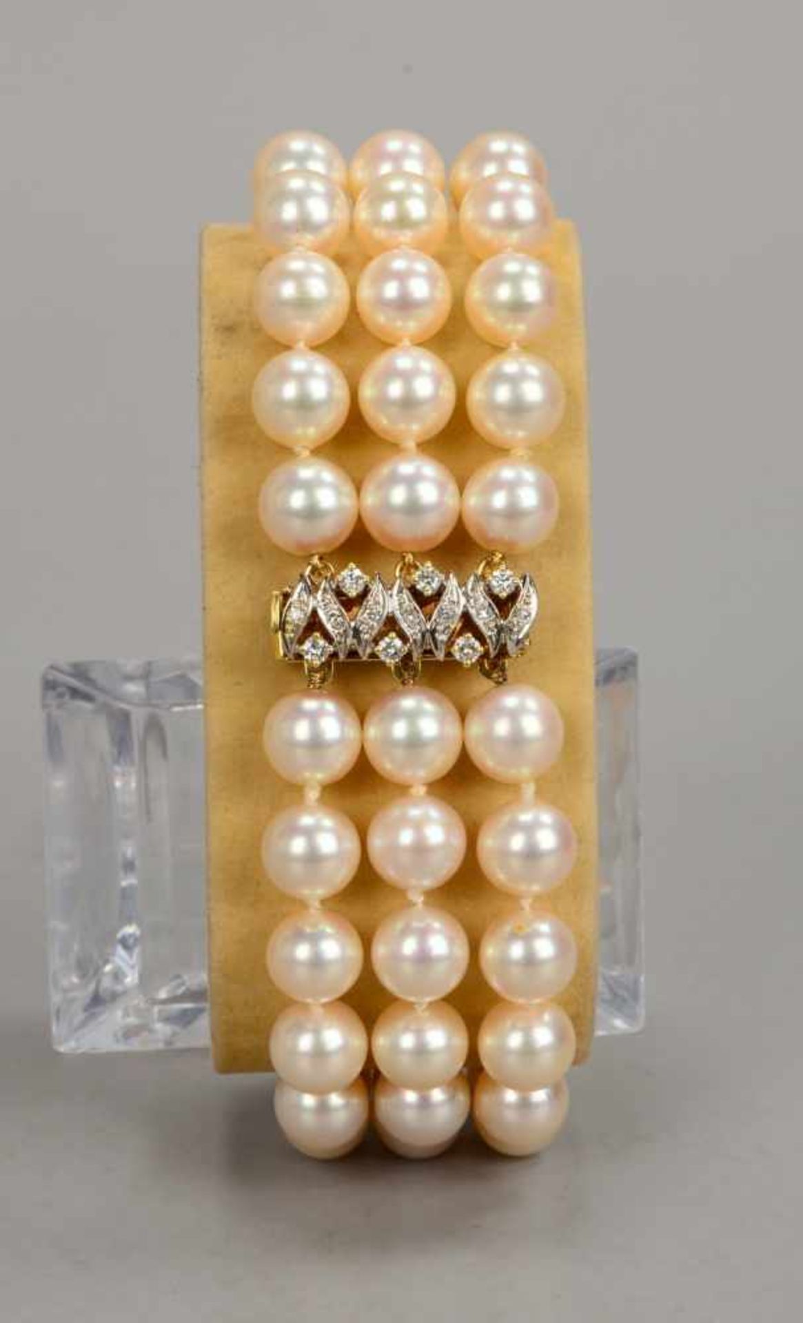 Zuchtperlen-Armband, 3-reihig, Perlendurchmesser Ø 8 mm, Perlen mit gutem Lüster, mit 585 GG-