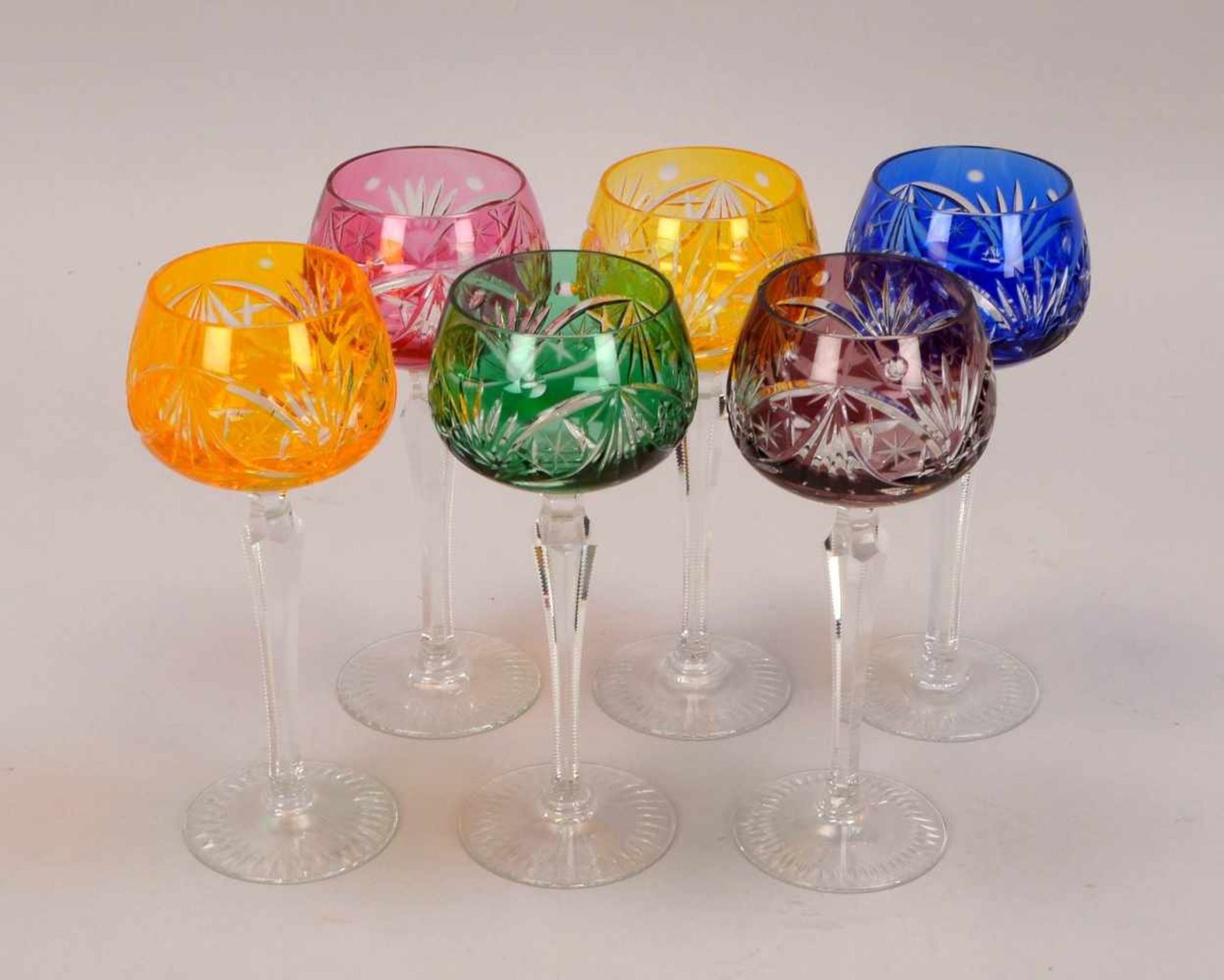Satz Weinrömer, geschliffenes Glas, verschiedenfarbig, 6 Stück; Höhe 19,5 cm""""