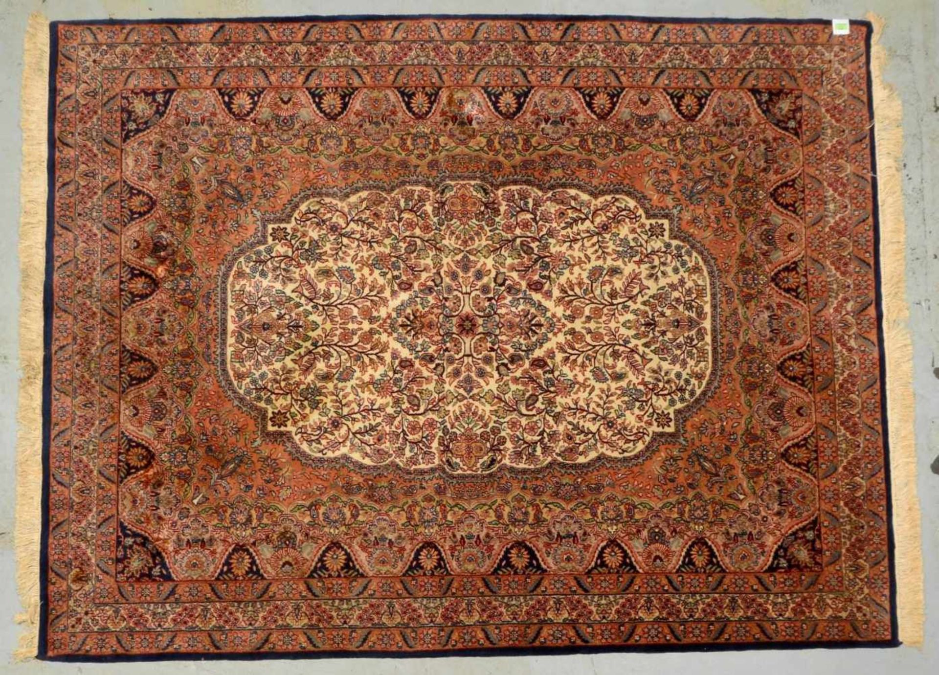 Orientteppich, feste Knüpfung, hellgrundig, komplett, hochflorig; Maße 255 x 192 cm""""