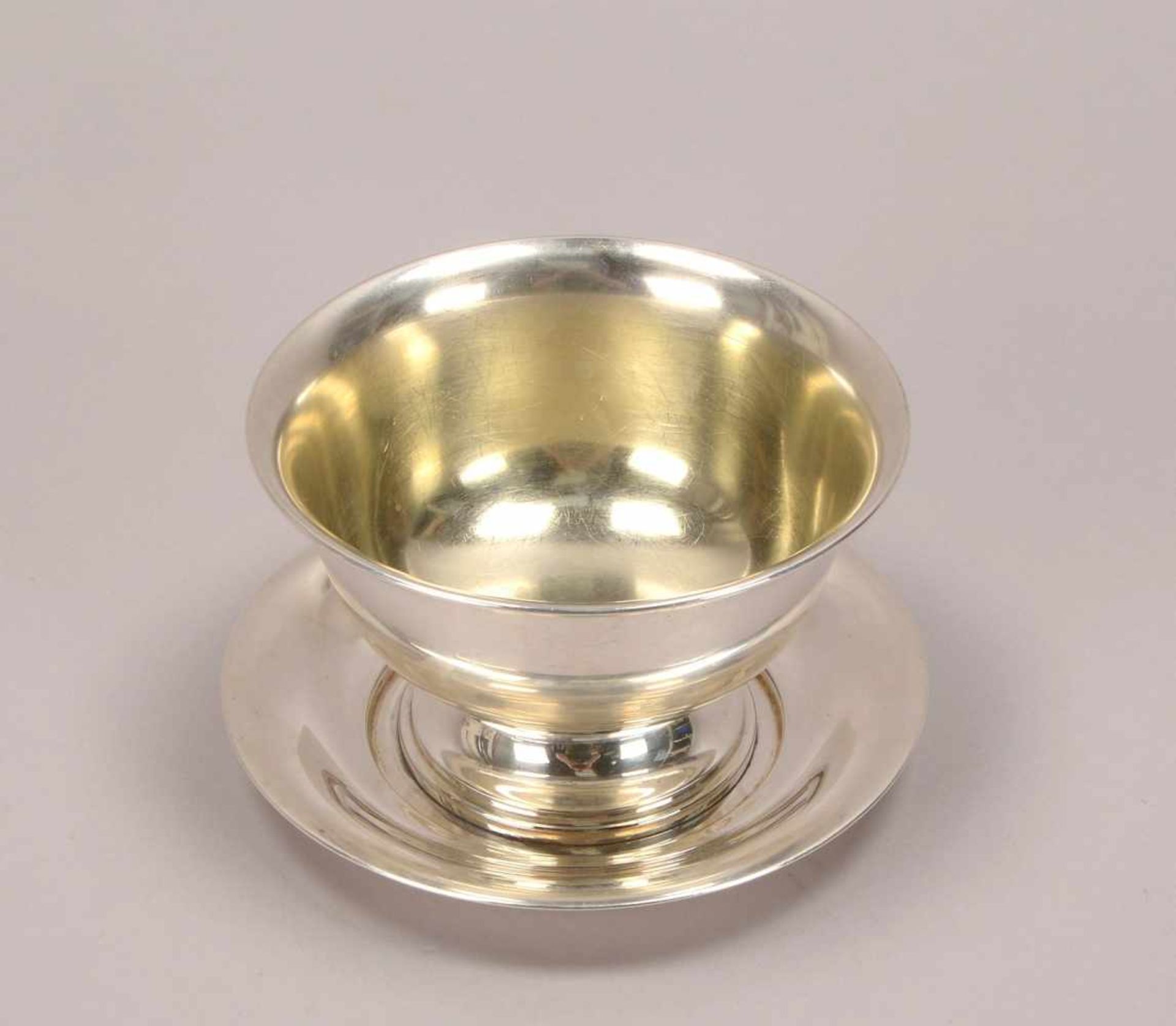 Saucière (Schweden), 830 Silber, punziert Jahreszahl 'D8'; Höhe 8,5 cm, Durchmesser Ø 13,5 cm, - Bild 2 aus 2