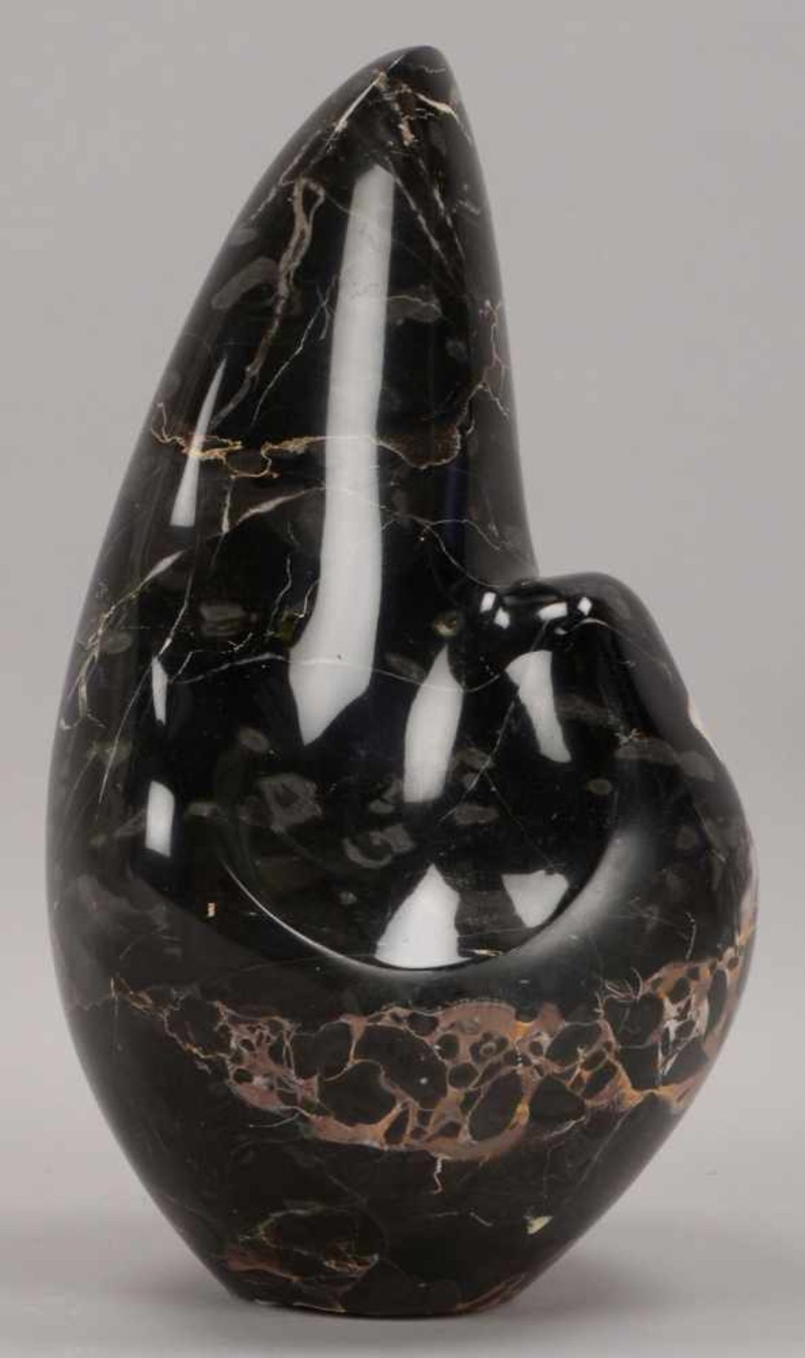 Schumann, Pierre (1917 - 2011), Skulptur, 'Mutter und Kind', schwarzer Marmor, signiert; Höhe 40 cm - Bild 2 aus 3