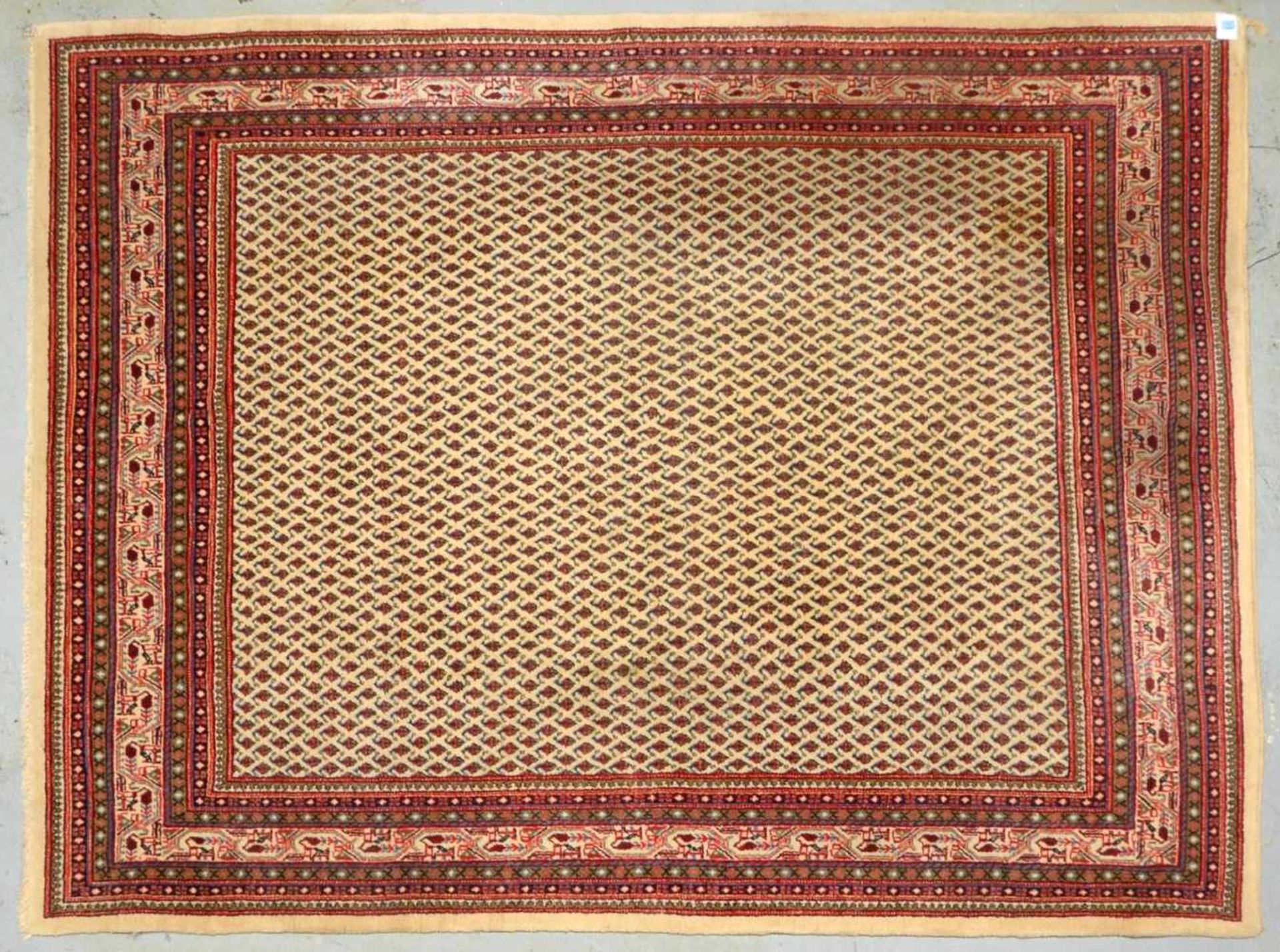 Serabend Mir-Orientteppich, durchgemusterter Fond, hochflorig; Maße 275 x 210 cm
