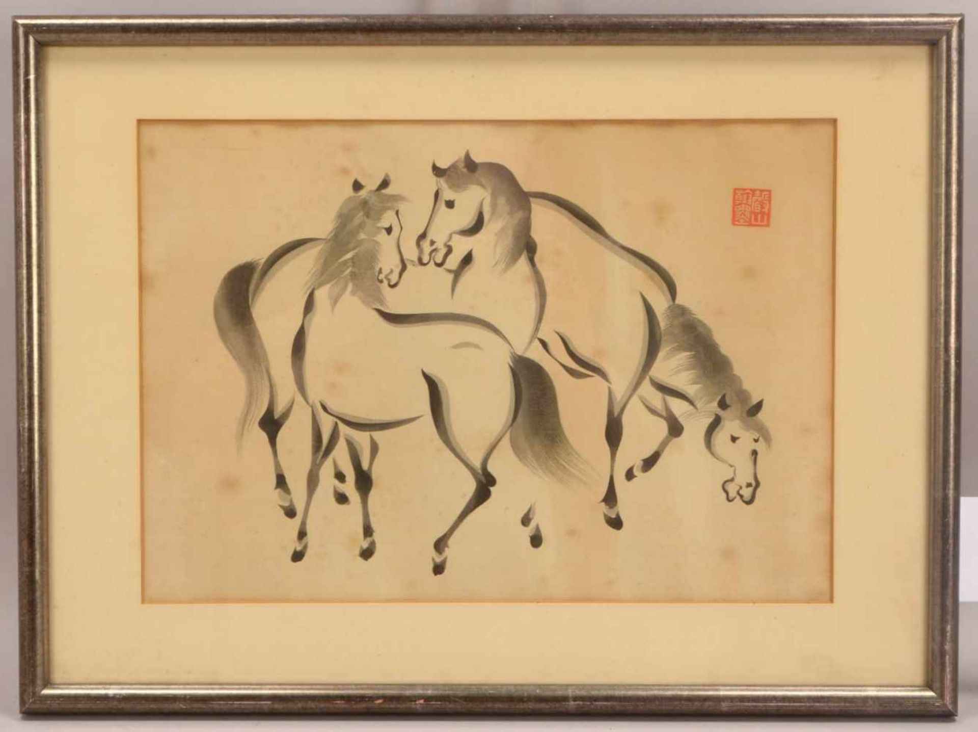 Tuschezeichnung (Japan), 'Pferde', oben rechts gestempelt, unter Passepartout hinter Glas gerahmt;