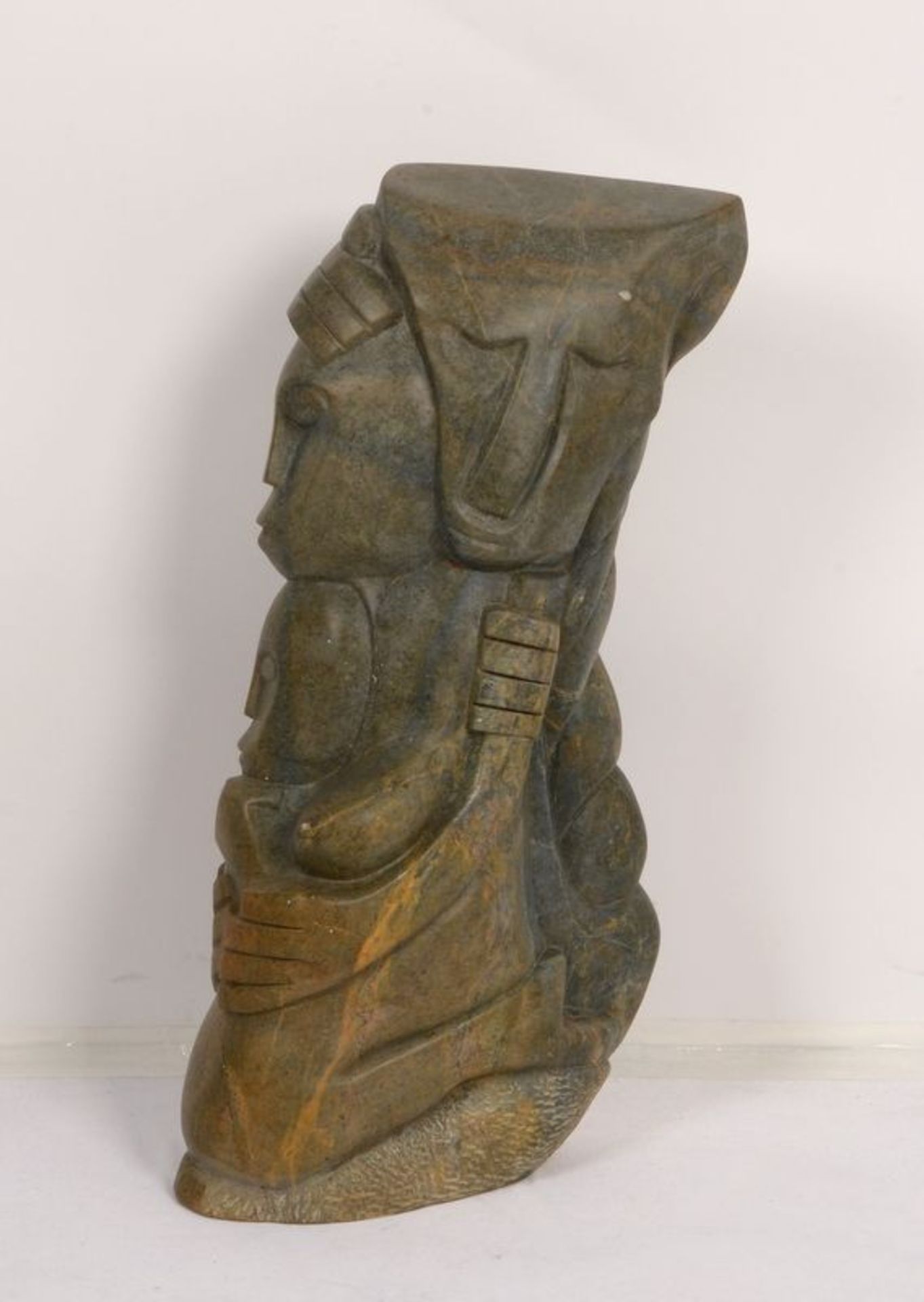 Masaya, Moses (1947 - 1995, Simbabwe), Steinskulptur, 'Sorgenvolle Mutter' - Originaltitel, grüner