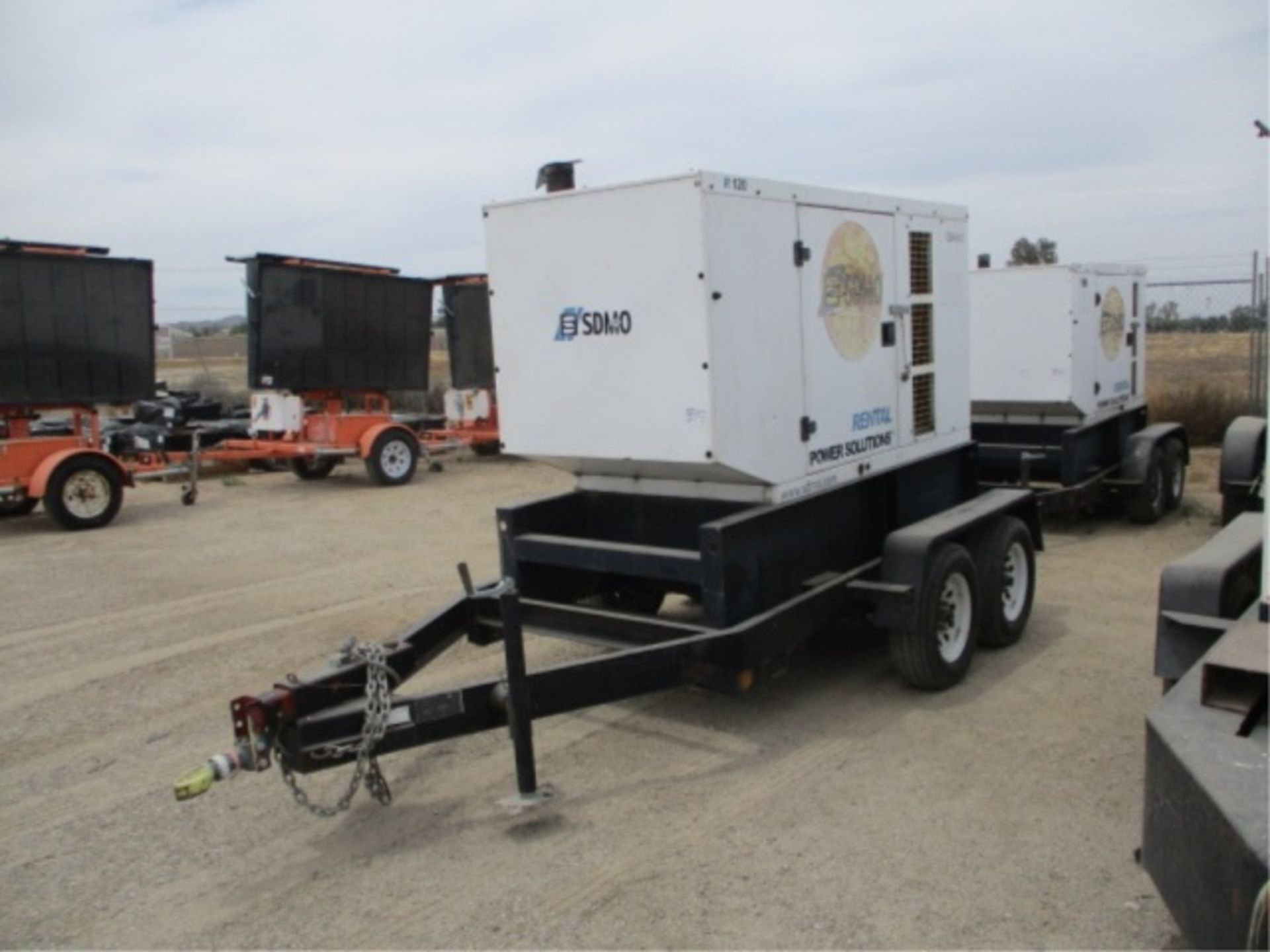SDMO Power Solutions R120 T/A Towable Generator, John Deere 4.5L 4-Cyl Diesel, 3-Phase, Ball