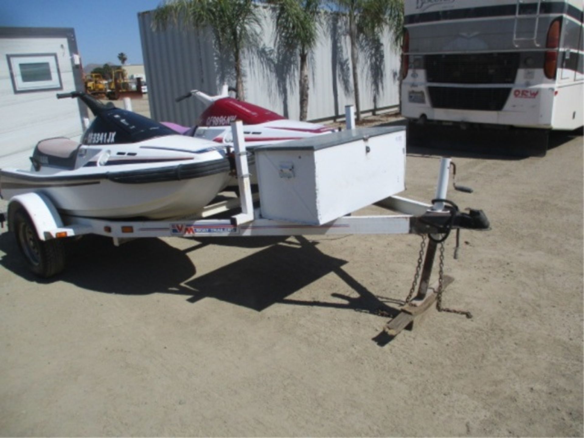 Yamaha 650 Wave Runner Personal Watercraft, Gas, S/N: YAML2892G091, **NOTE: Sold As A Set With - Image 4 of 12