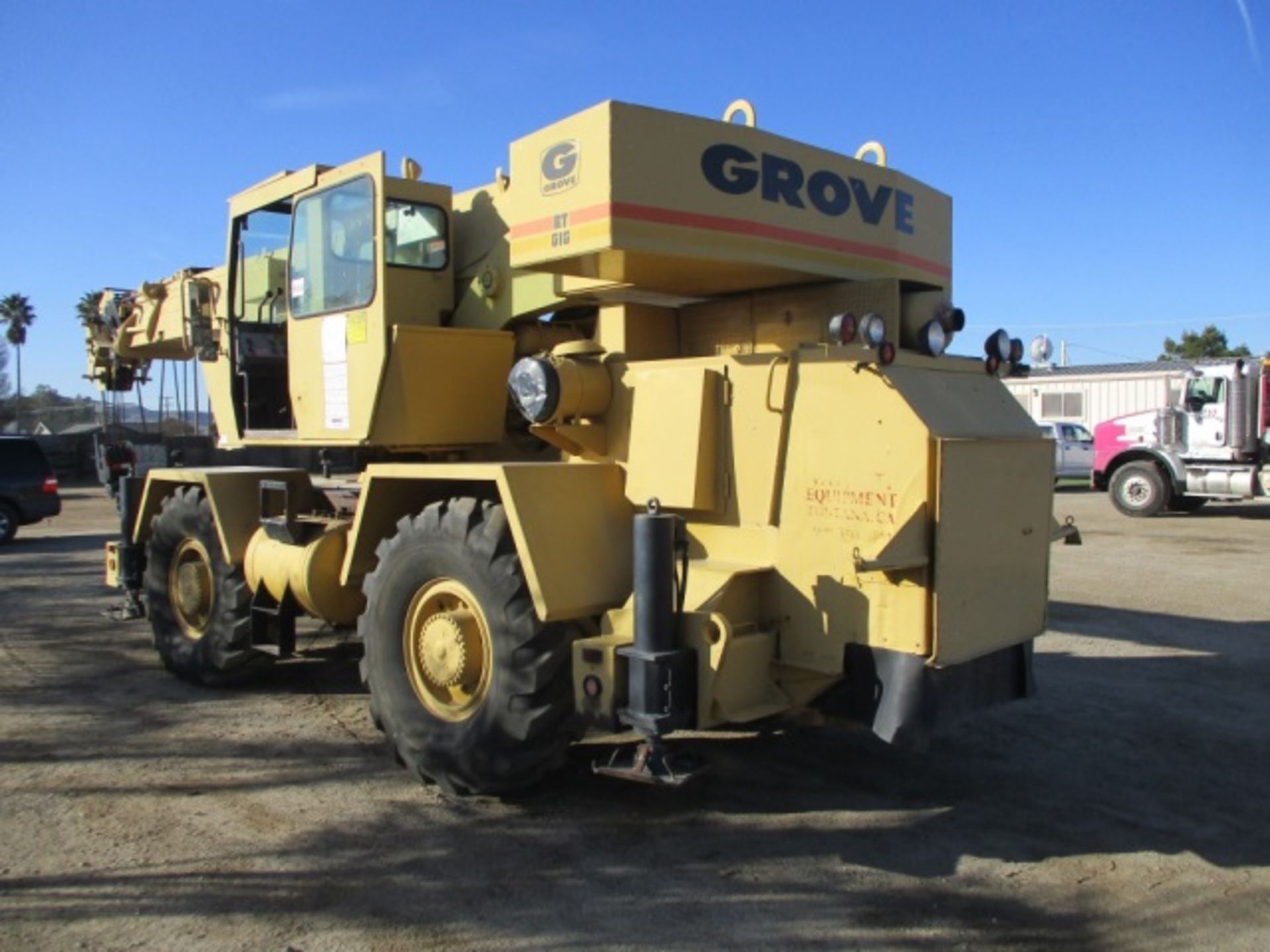 Grove RT515 Rough Terrain Crane, 4x4, 18-Ton Capacity, Detroit Diesel, 3-Speed, 4-Wheel Steer, - Image 10 of 48