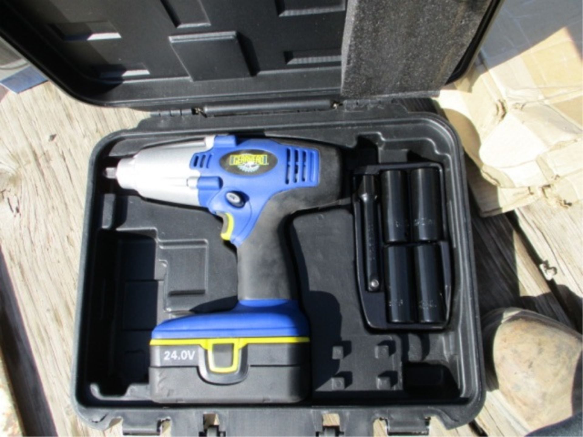 Gear Head 24-Volt Impact Gun - Image 9 of 9