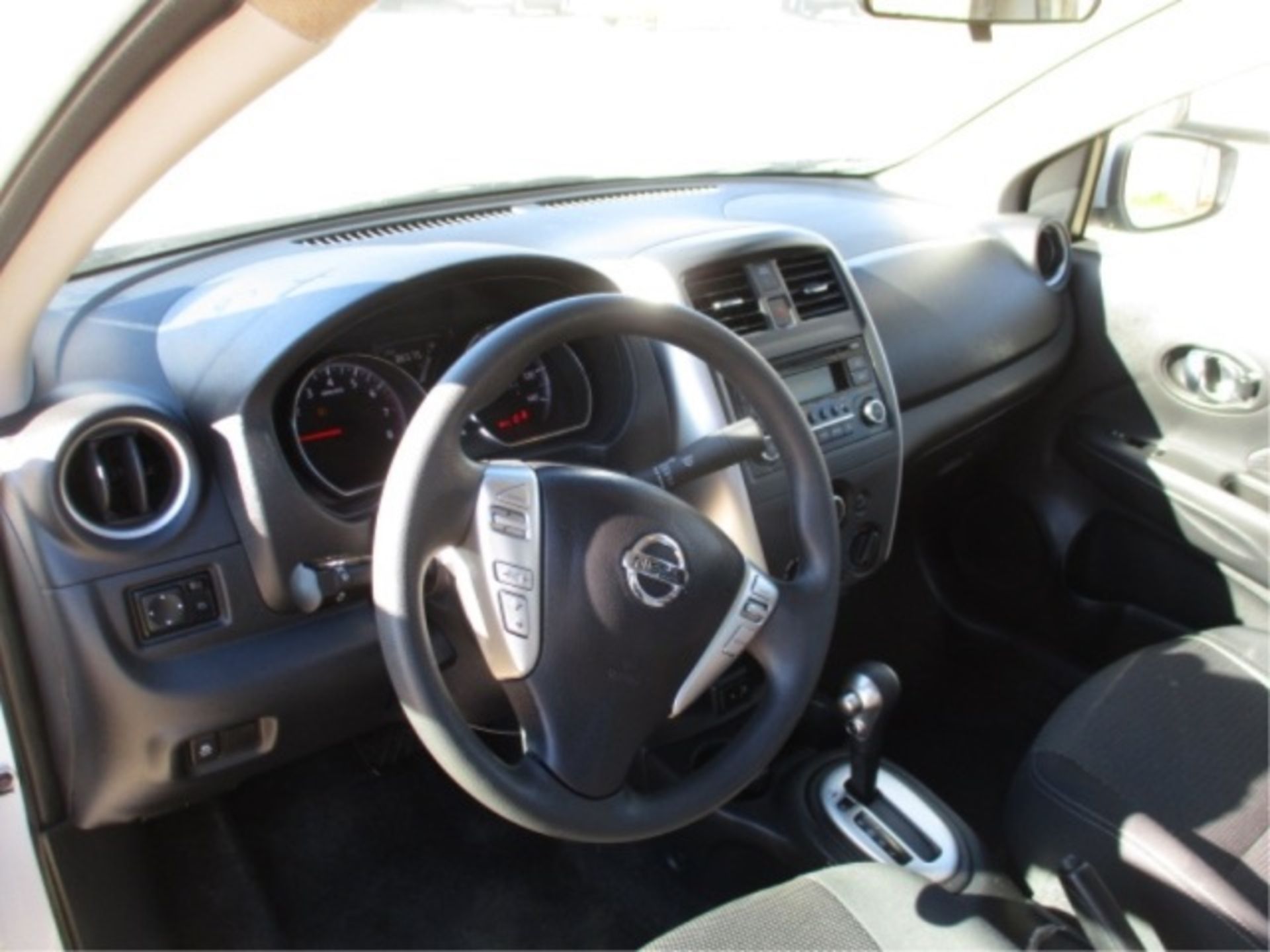 2017 Nissan Versa Sedan, 1.6L Gas, Automatic, S/N: 3N1CN7AP8HL805894, **NOTE: SALVAGE TITLE**, - Image 33 of 57