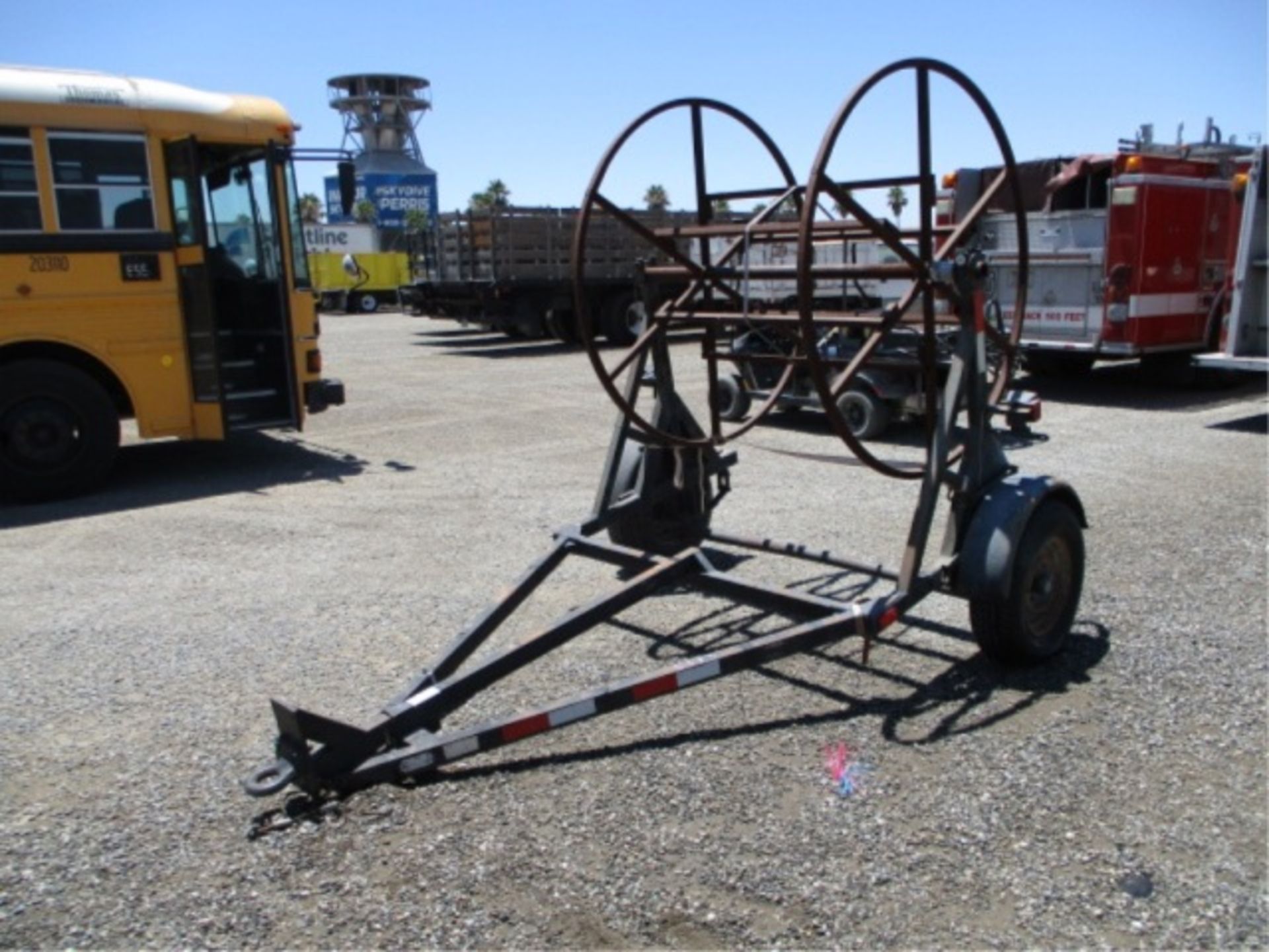 2000 Lamco 6372R S/A Cable Reel Trailer, Pintle Hitch, S/N: 1L9SS0917YP042192 - Image 3 of 32