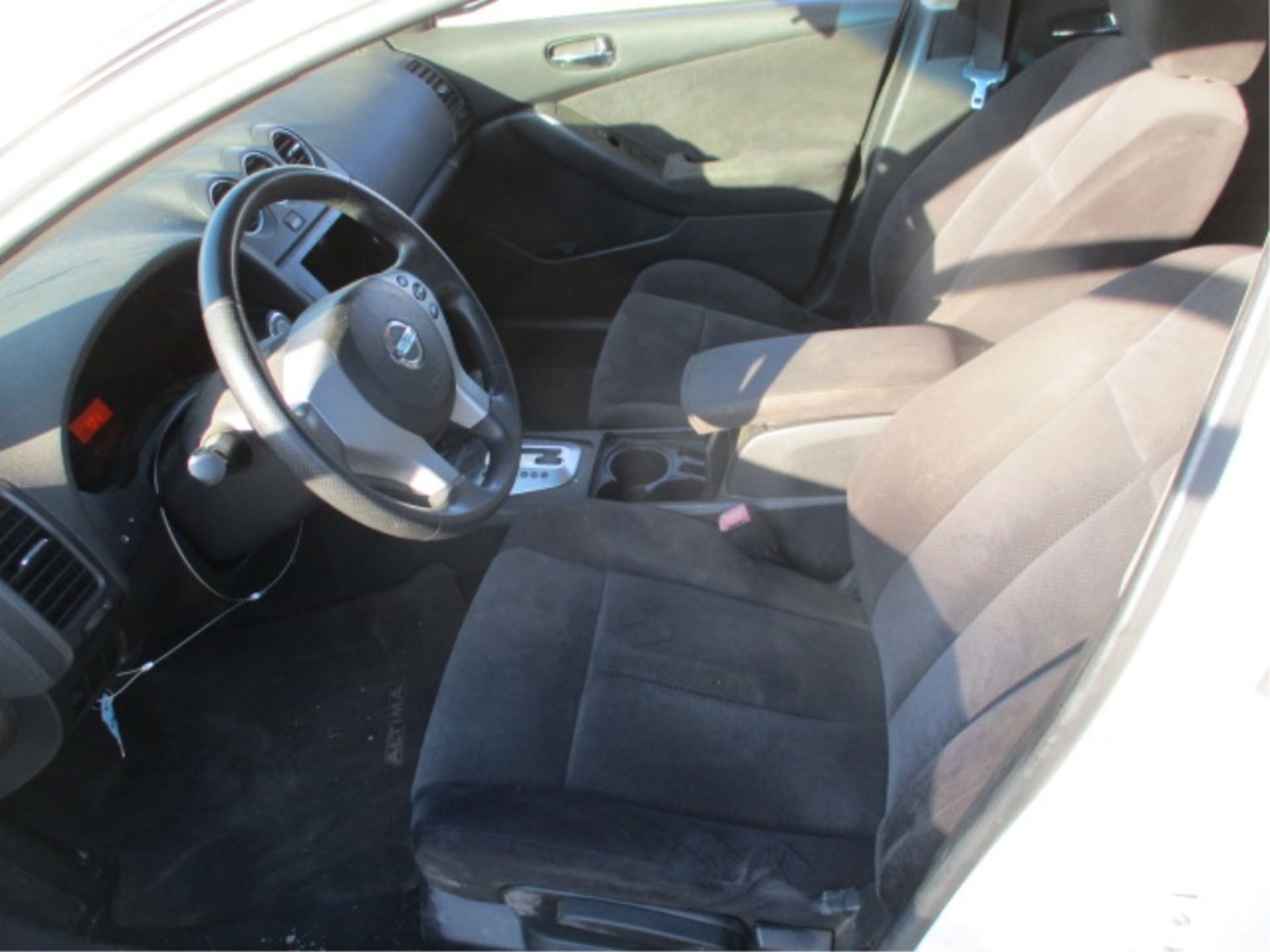 2008 Nissan Altima Sedan, 2.5L Gas, Automatic, S/N: 1N4AL21E58N470224, **NOTE: DEALER OR OUT OF - Image 12 of 22