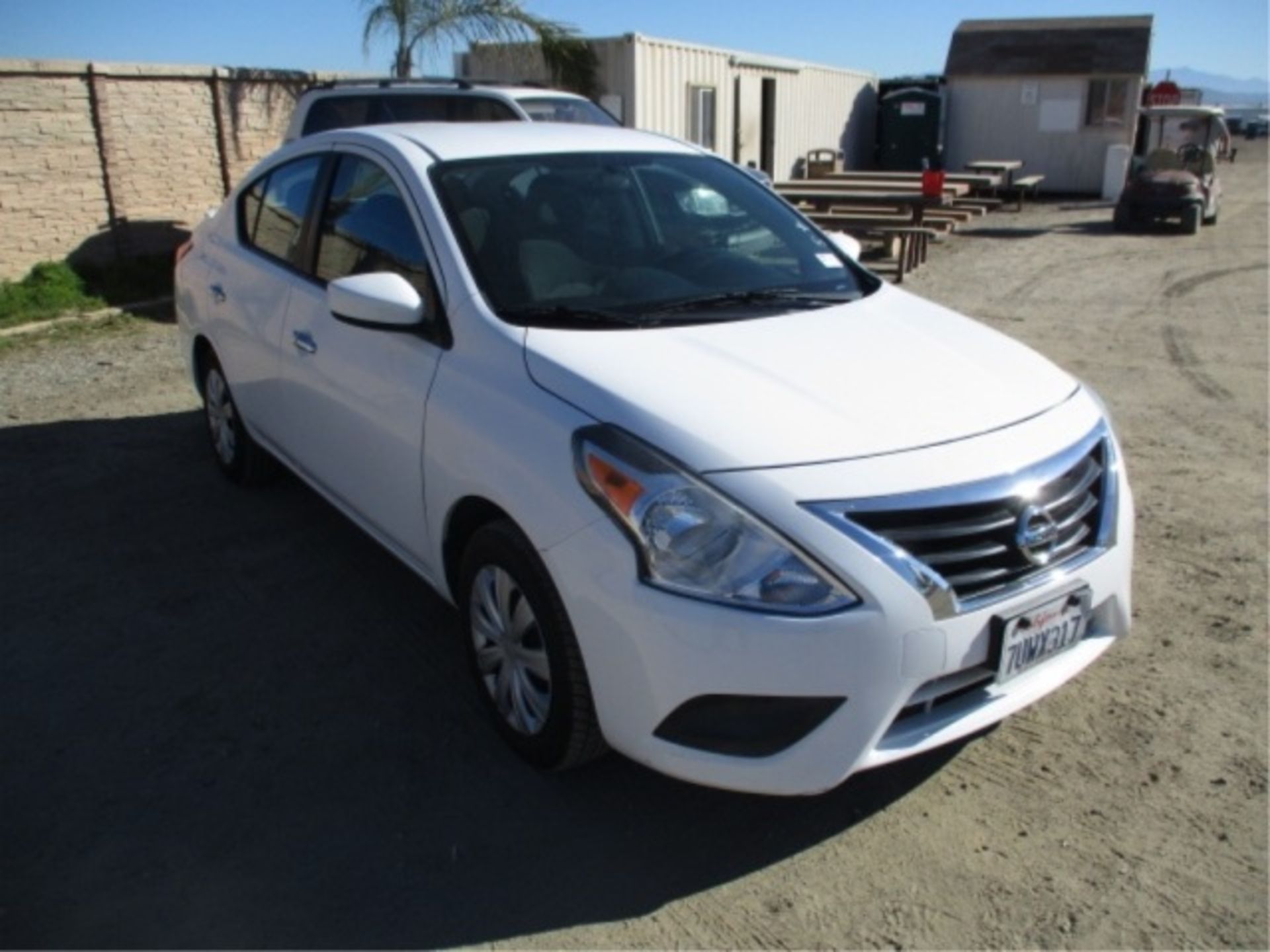 2017 Nissan Versa Sedan, 1.6L Gas, Automatic, S/N: 3N1CN7AP8HL805894, **NOTE: SALVAGE TITLE**, - Image 6 of 57