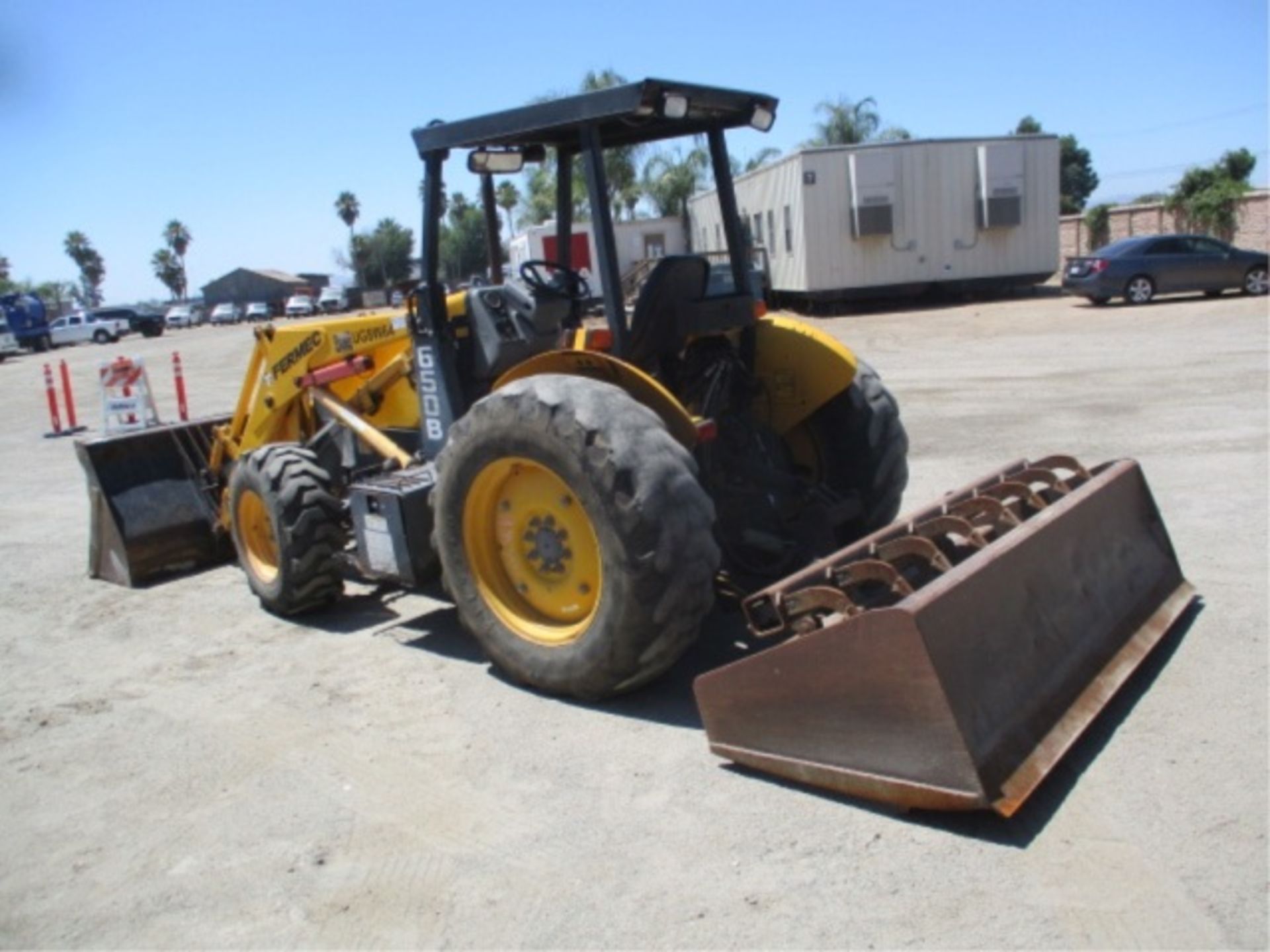 Fermec 650B Skip Loader, 4x4, 4-Cyl Diesel, 3-Point Hitch, 4-Way Rear Gannon Scraper B0x W/Ripper - Image 10 of 42