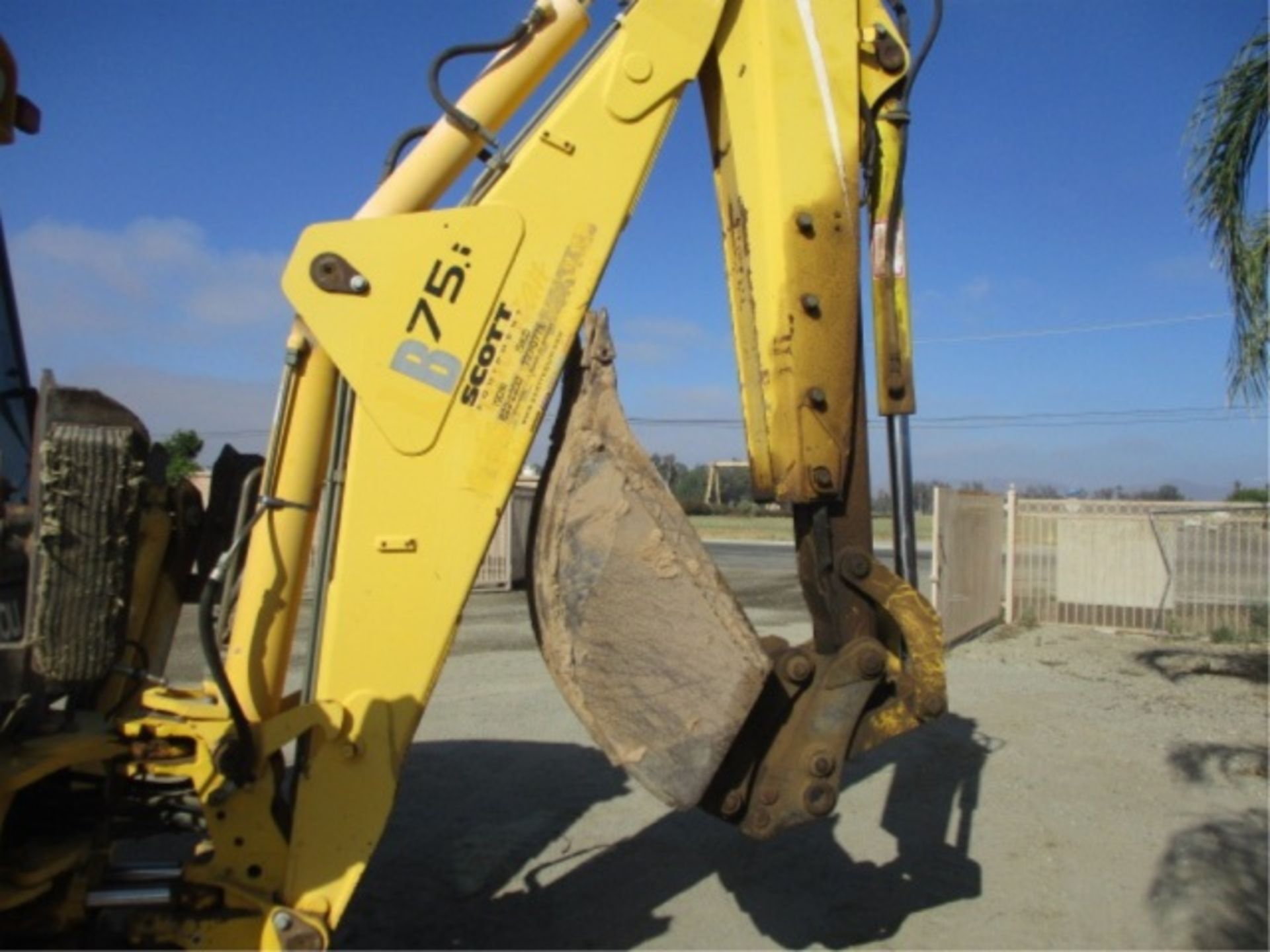 2006 New Holland LB75B Loader Backhoe, 4x4, Diesel, 4-In-1 Bucket, Extend-A-Hoe, Quick Coupler, Flip - Image 47 of 56