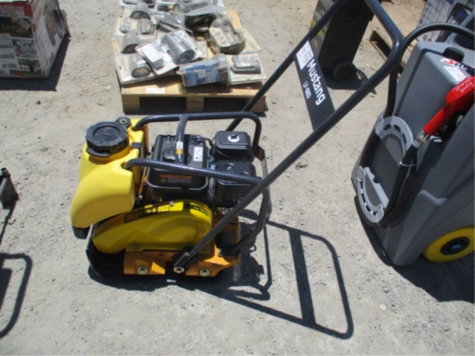 Unused Mustang LF88 Plate Compactor, 196cc Loncin Gas - Image 3 of 14