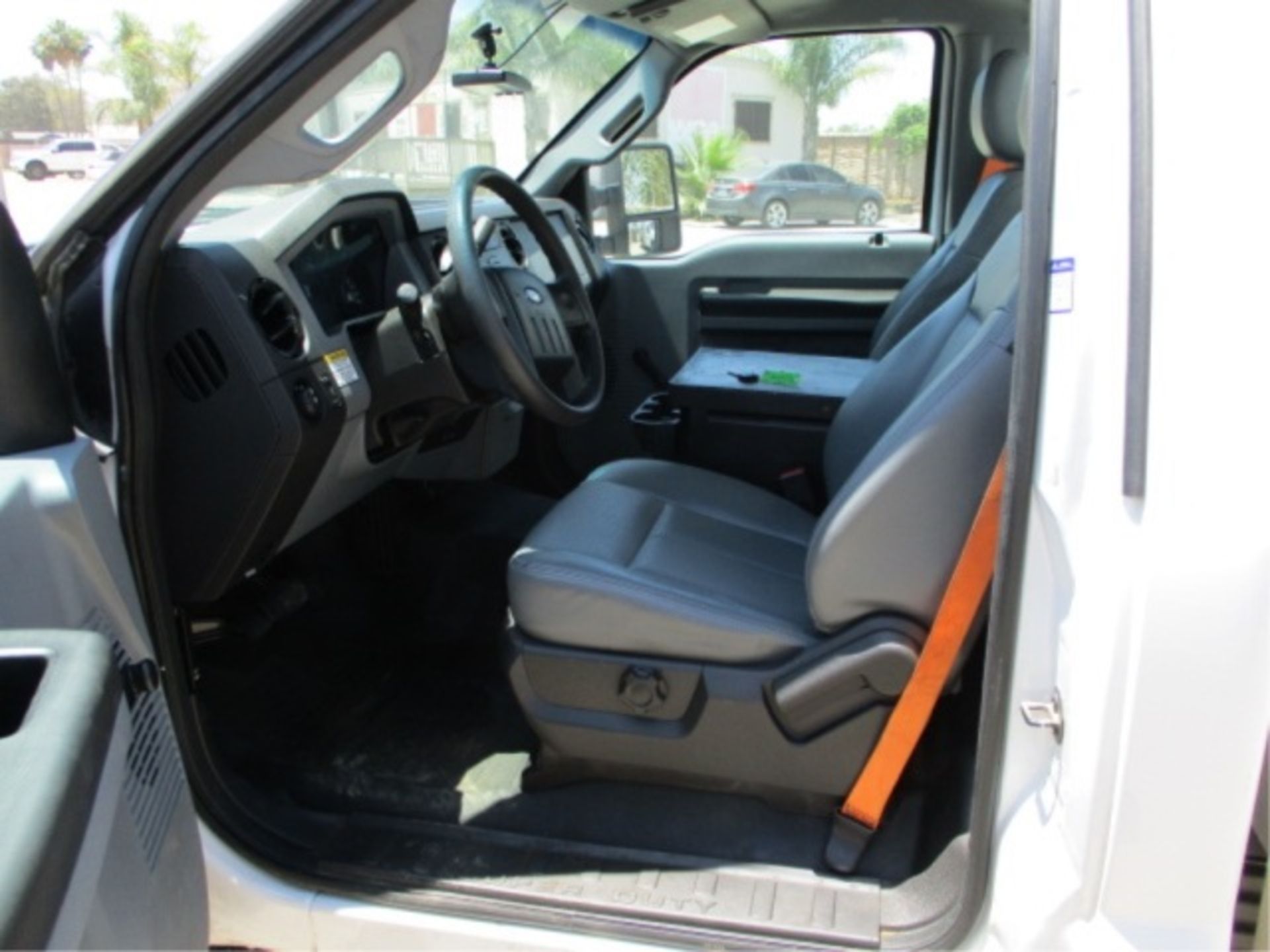 2013 Ford F350 SD Utility Truck, 6.2L V8 Gas, Automatic, Enclosed Utility Body, Onan Gas - Image 56 of 84