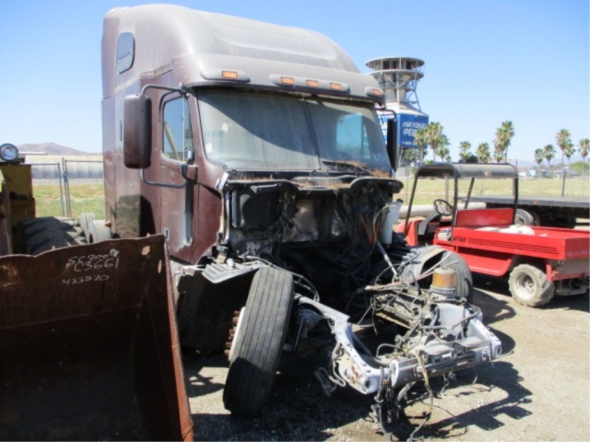 2010 Freightliner Century Class T/A Truck Tractor, No Motor, No Transmission, 60" Sleeper, Air Ride, - Image 5 of 36