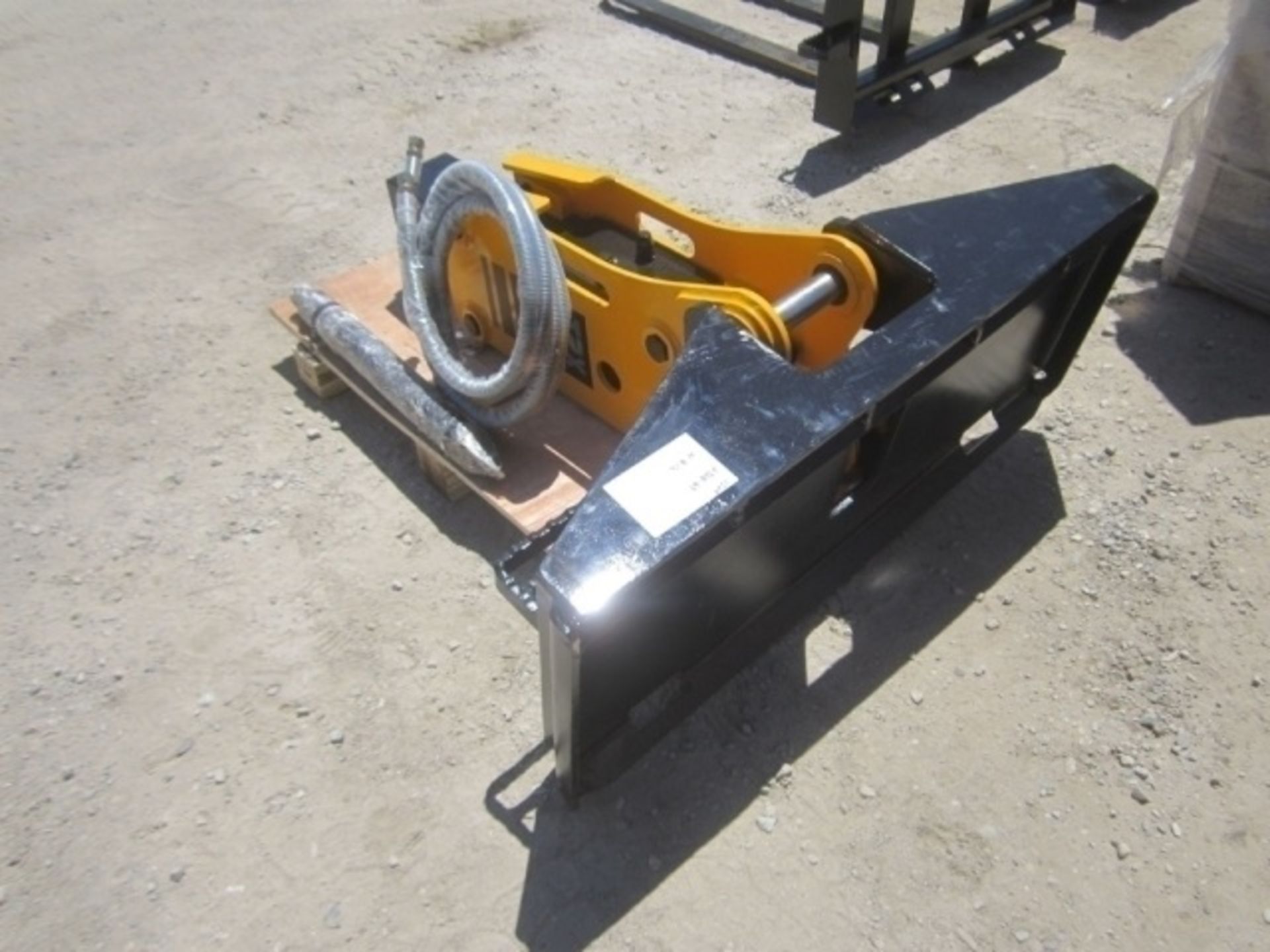 Unused TRX HB750 Hydraulic Hammer Attachment, Fits Skid Steers - Image 7 of 10