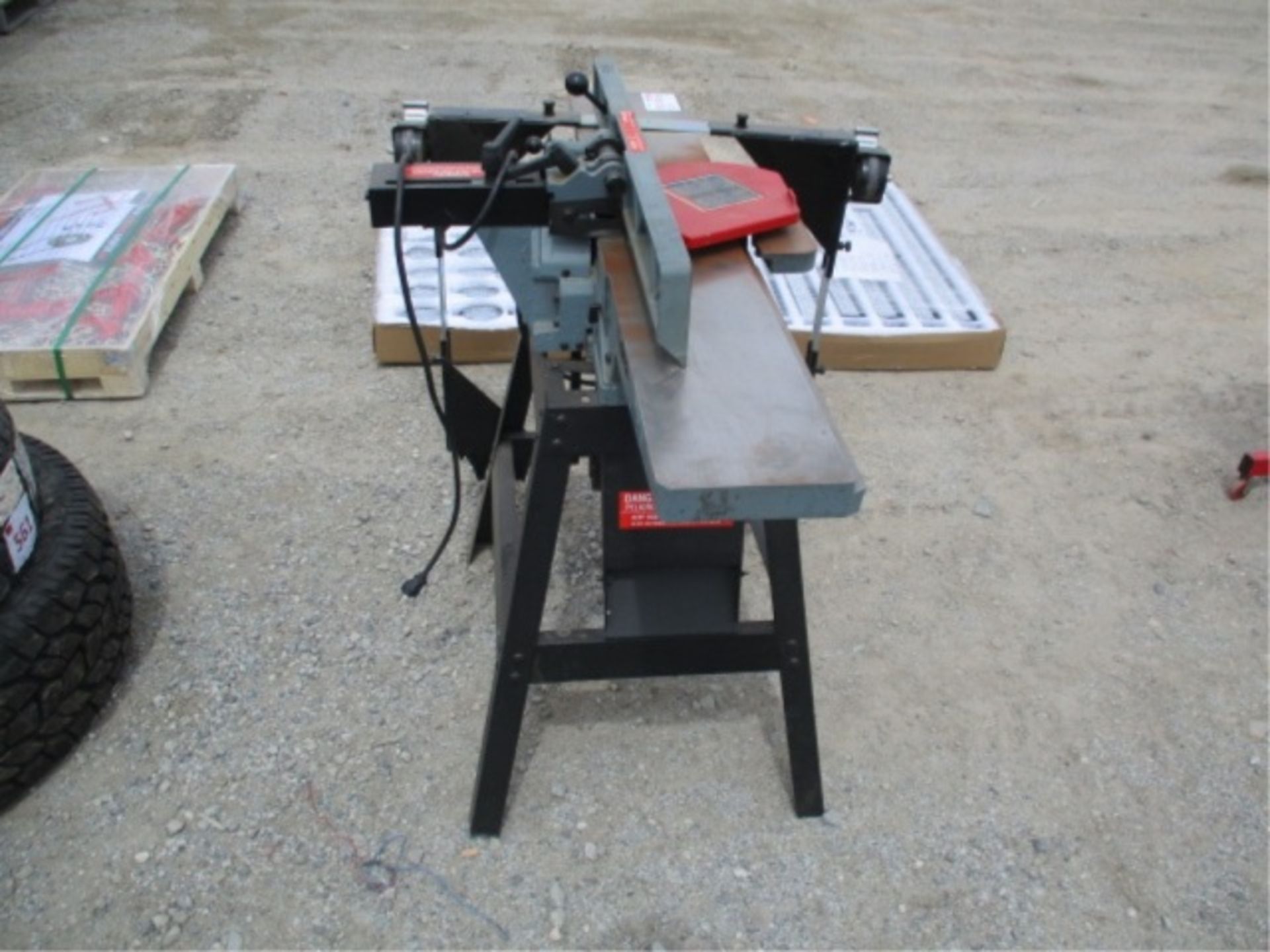 Delta 6" Jointer W/Portable Stand - Image 4 of 9