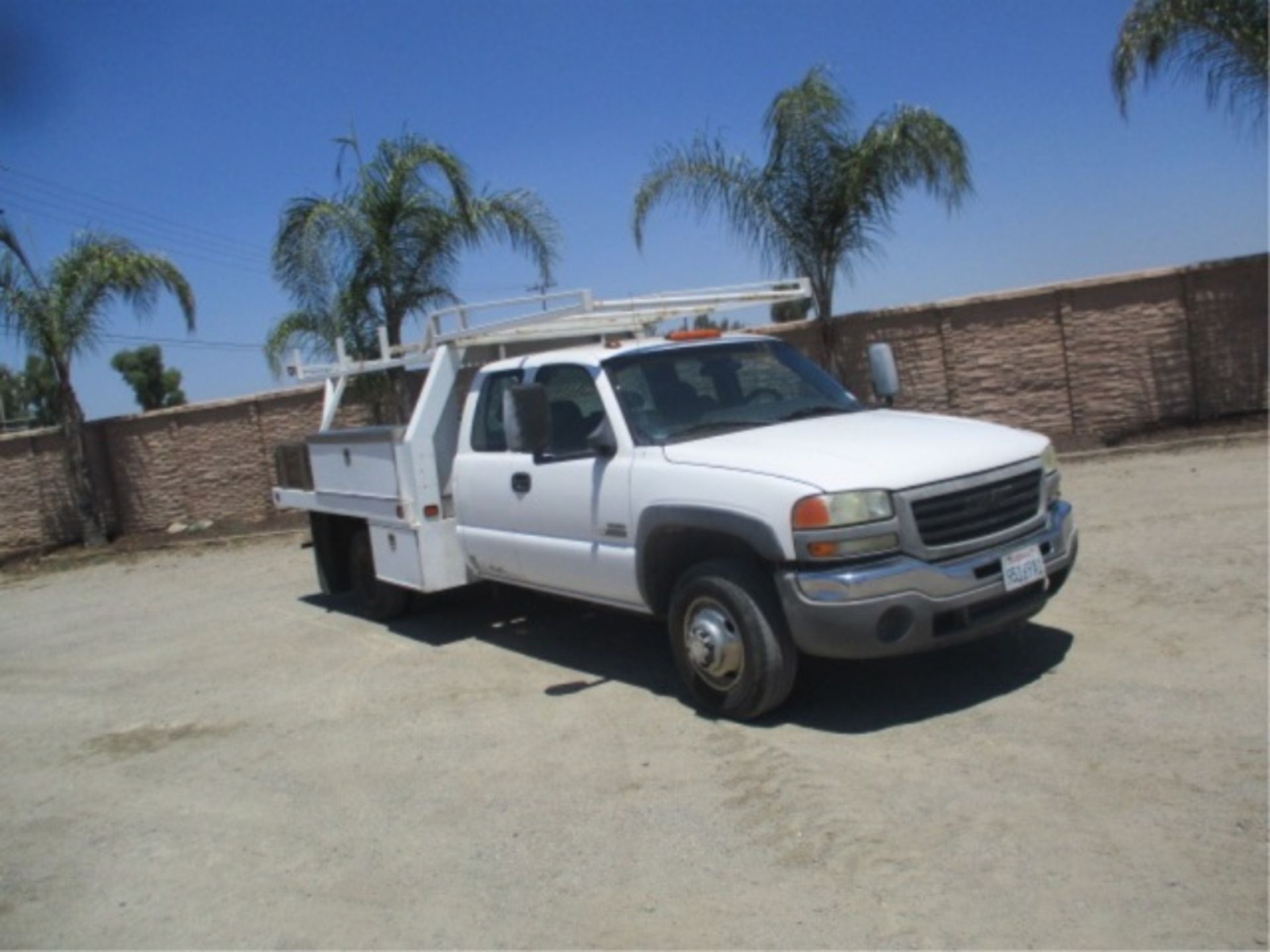 2006 Chevrolet 3500 Extended-Cab Utility Truck, 6.6L Turbo Diesel, Automatic, Tool Boxes, Lumber - Image 7 of 71