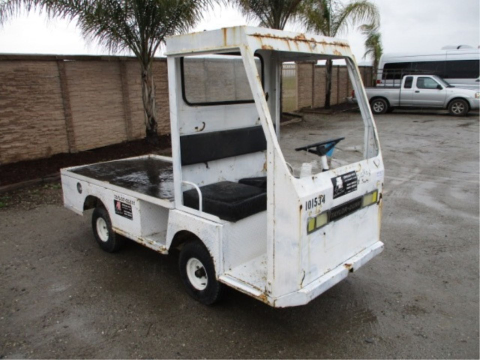 Taylor-Dunn Utility Cart, Gas, Rear Flatbed, Canopy, S/N: 101534 - Image 7 of 35