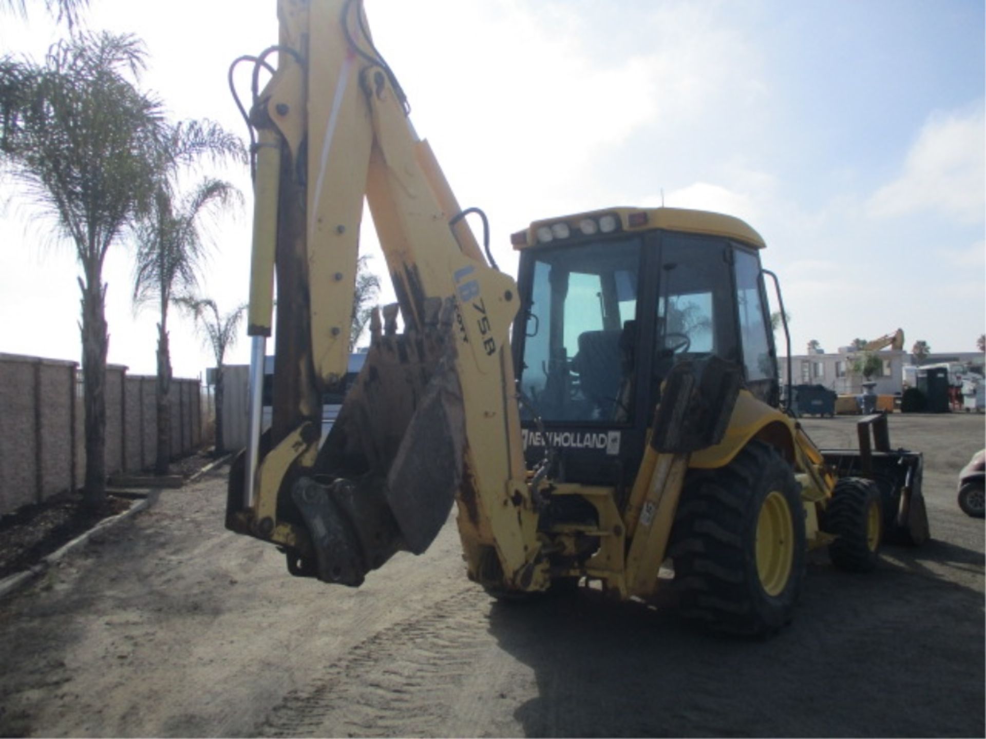 2006 New Holland LB75B Loader Backhoe, 4x4, Diesel, 4-In-1 Bucket, Extend-A-Hoe, Quick Coupler, Flip - Image 12 of 56