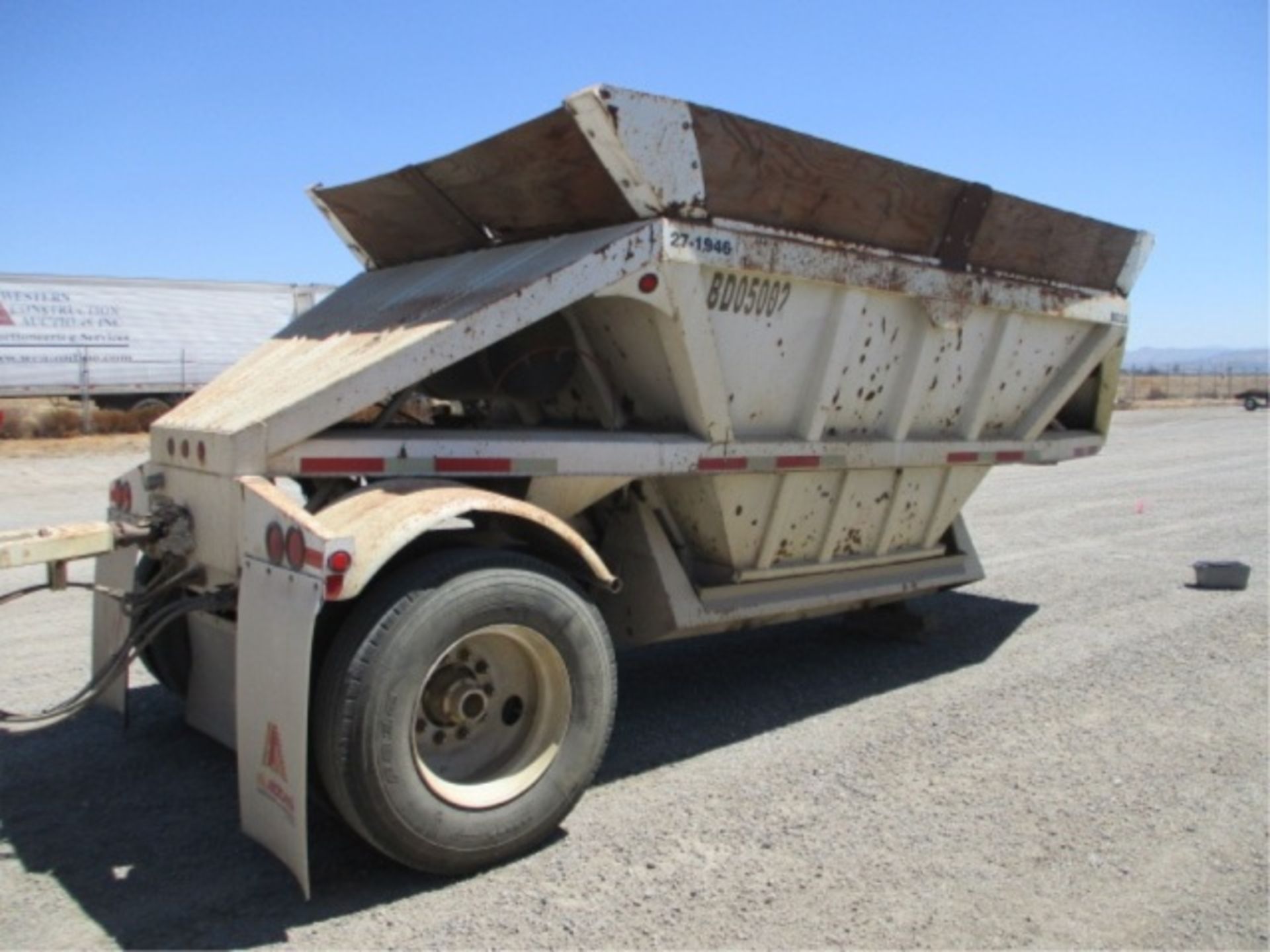 2005 Beall S/A Bottom Dump Trailer, Pintle Hitch, 32,000# GVWR, S/N: 1BN2P20115T021236, **NOTE: Sold - Image 9 of 44