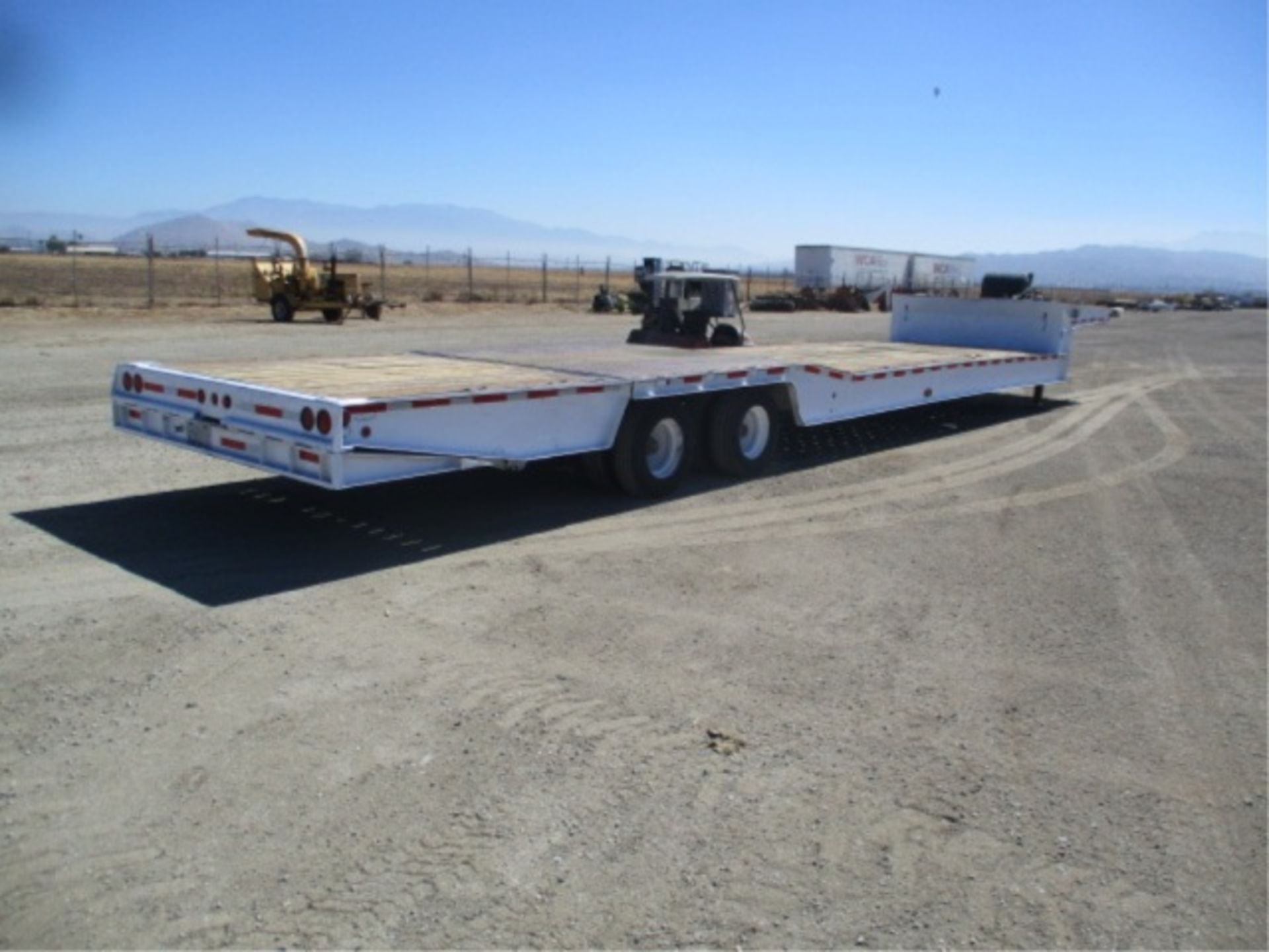 2000 Trail King TK70HT-482 T/A Equipment Trailer, 48', Wood Deck, Hydraulic Dove Tail, 10' Upper - Image 9 of 88