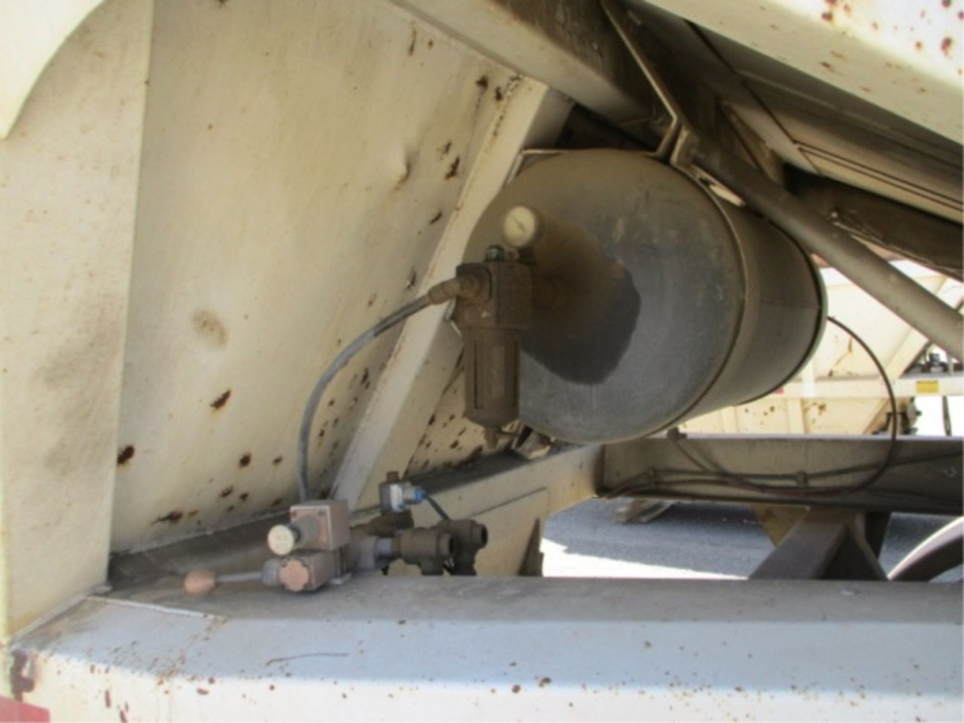 2005 Beall S/A Bottom Dump Trailer, Pintle Hitch, 32,000# GVWR, S/N: 1BN2P20115T021236, **NOTE: Sold - Image 23 of 44
