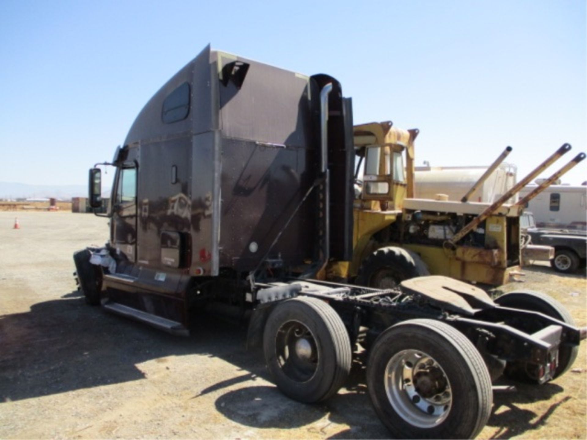 2010 Freightliner Century Class T/A Truck Tractor, No Motor, No Transmission, 60" Sleeper, Air Ride, - Image 11 of 36