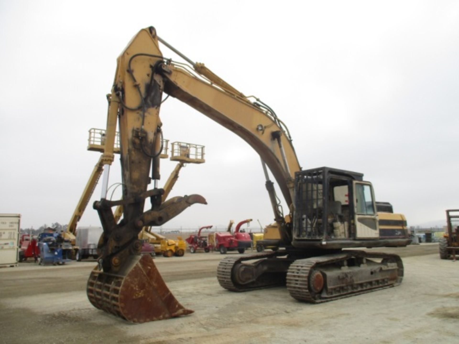 Caterpillar 330L Hydraulic Excavator, Diesel, Auxiliary Hydraulics, Hydraulic Thumb, Quick