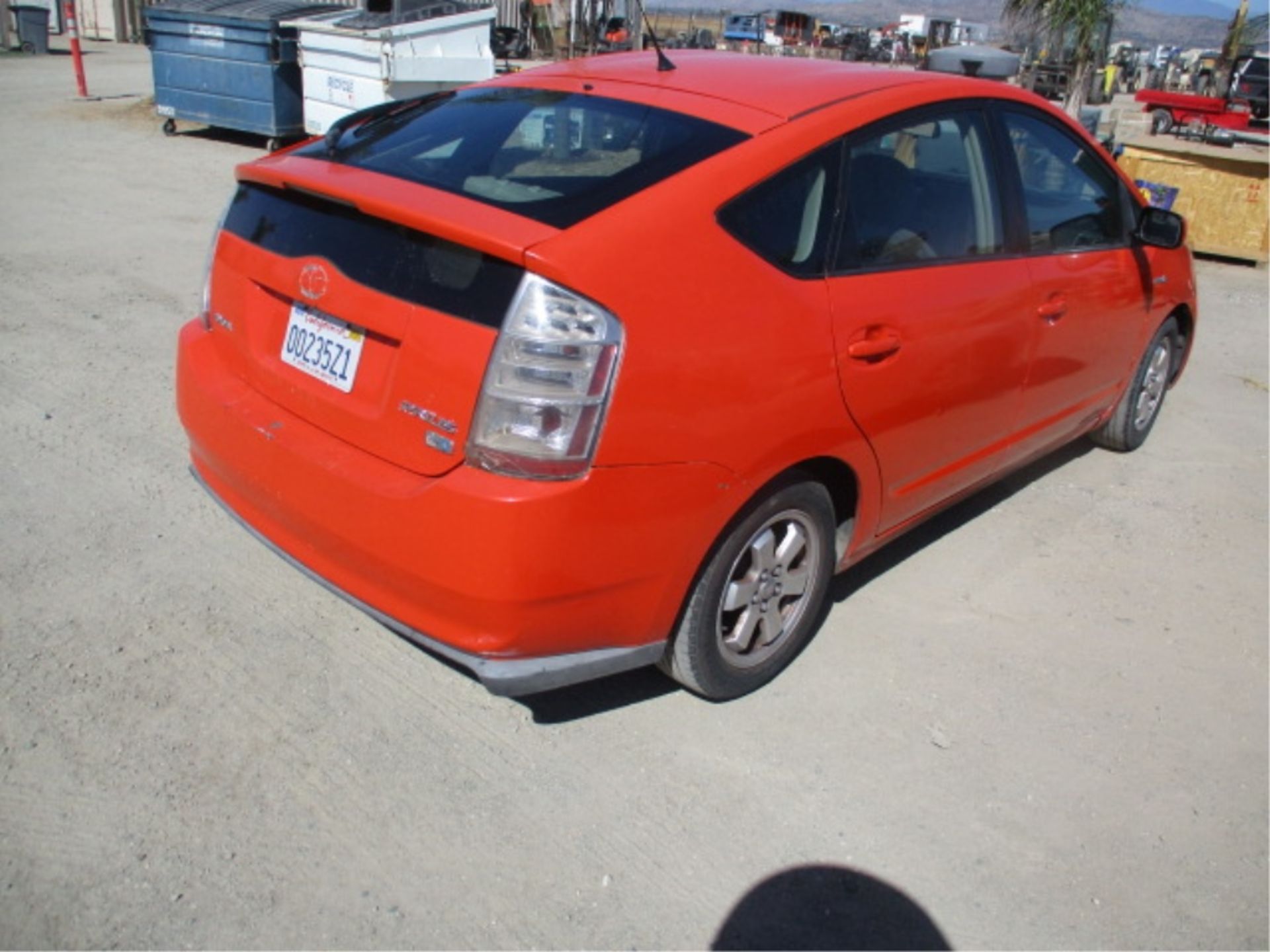 2007 Toyota Prius, 1.5L Hybrid Gas, Automatic, S/N: JTDKB20U577662448, **NOTE: DEALER OR OUT OF - Image 3 of 10