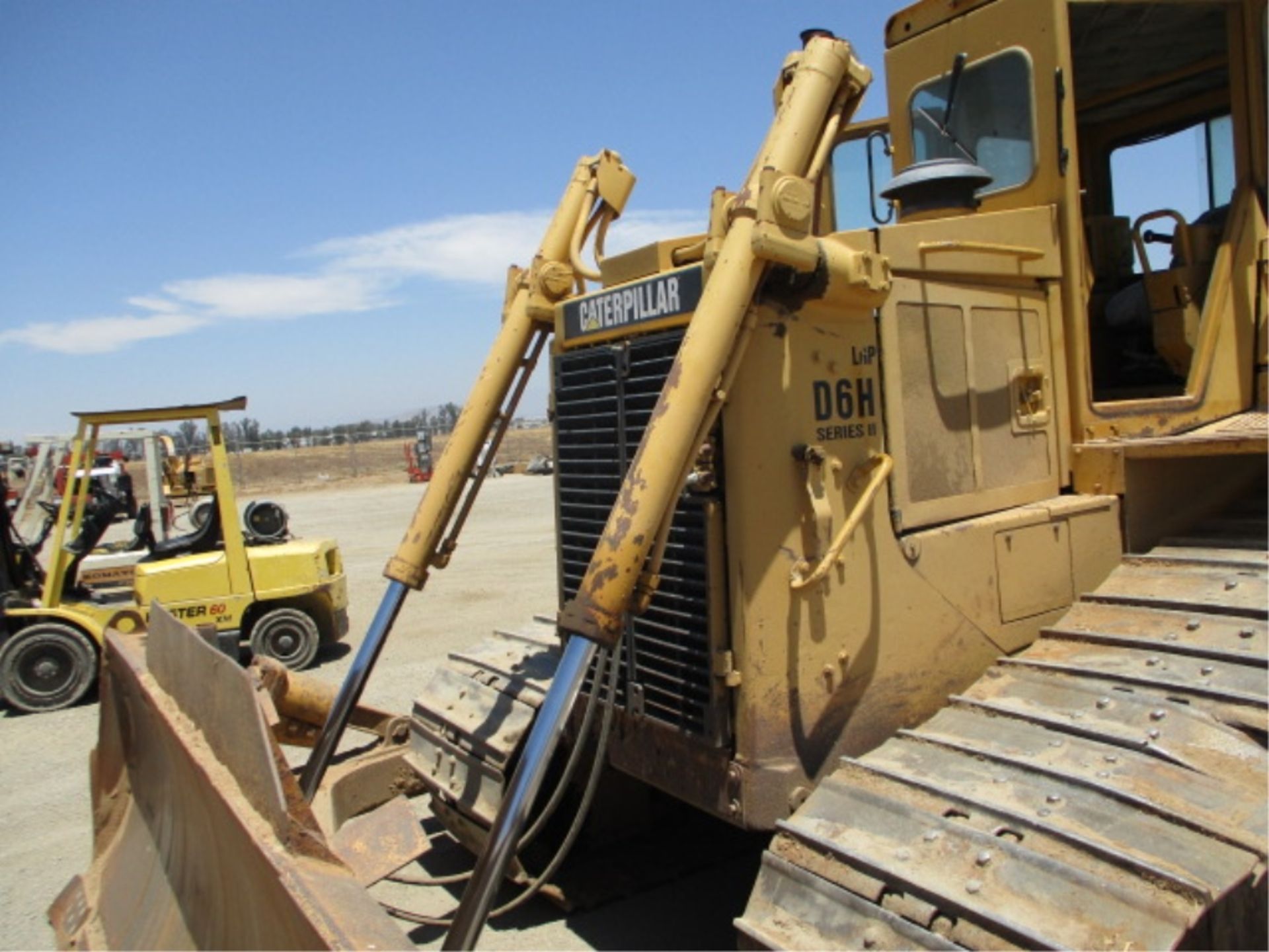 Caterpillar D6H Series II LGP Crawler Dozer, 6-Cyl Diesel, 4-Way U-Blade, 36" DBG, Pin Hitch, EROPS, - Image 21 of 42